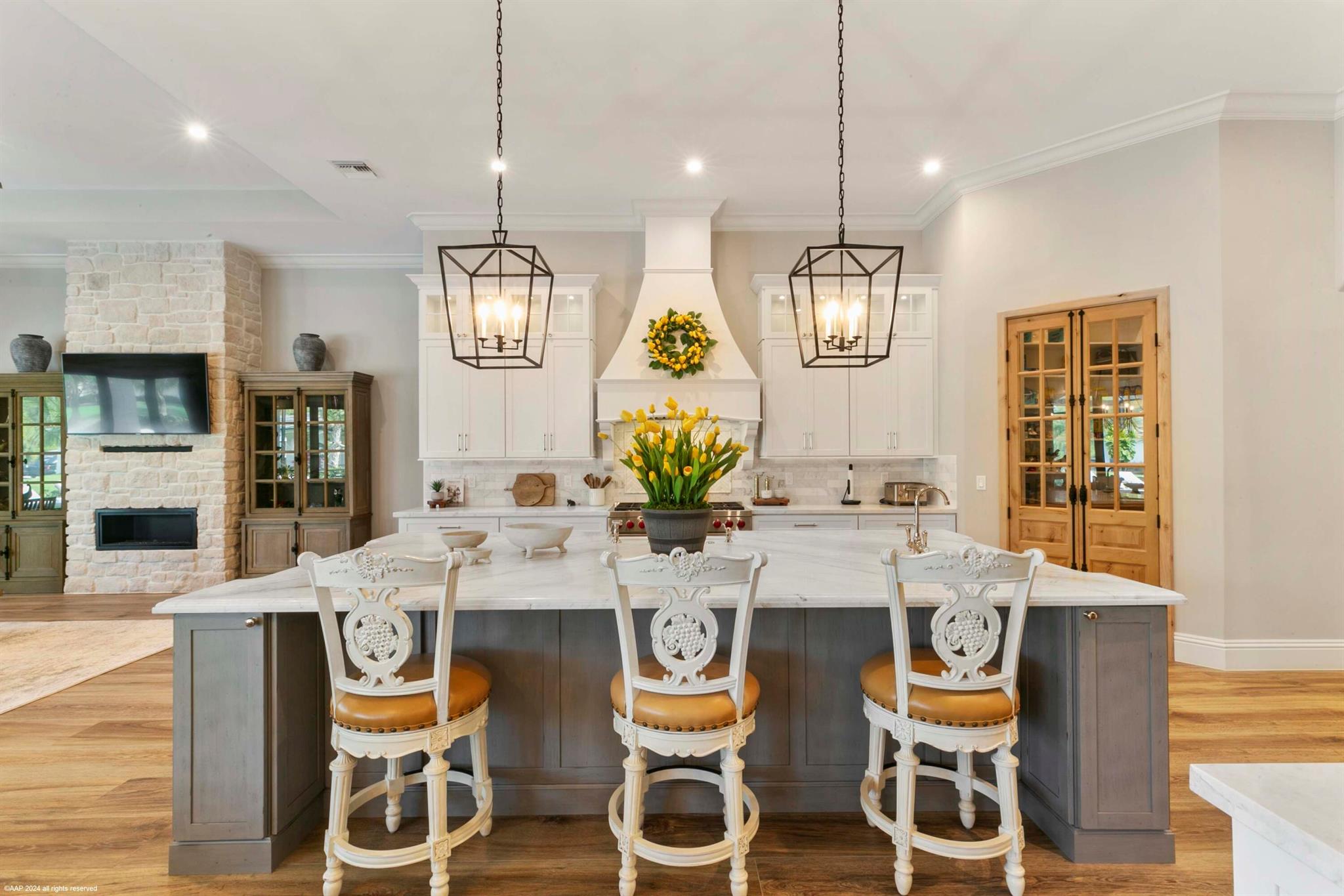 FOX TRAIL - Residential