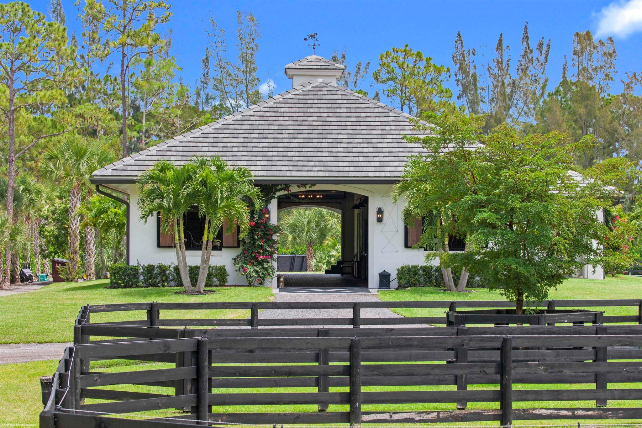 FOX TRAIL - Residential