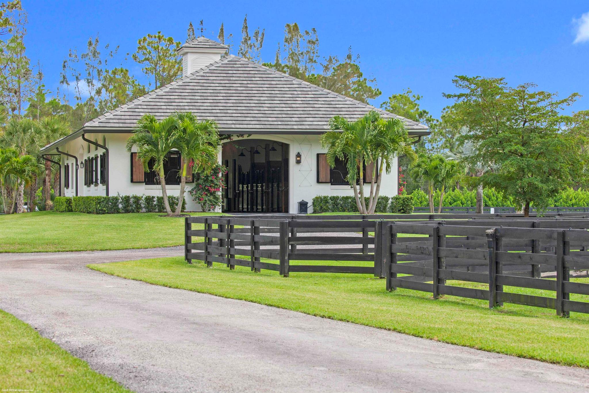 FOX TRAIL - Residential