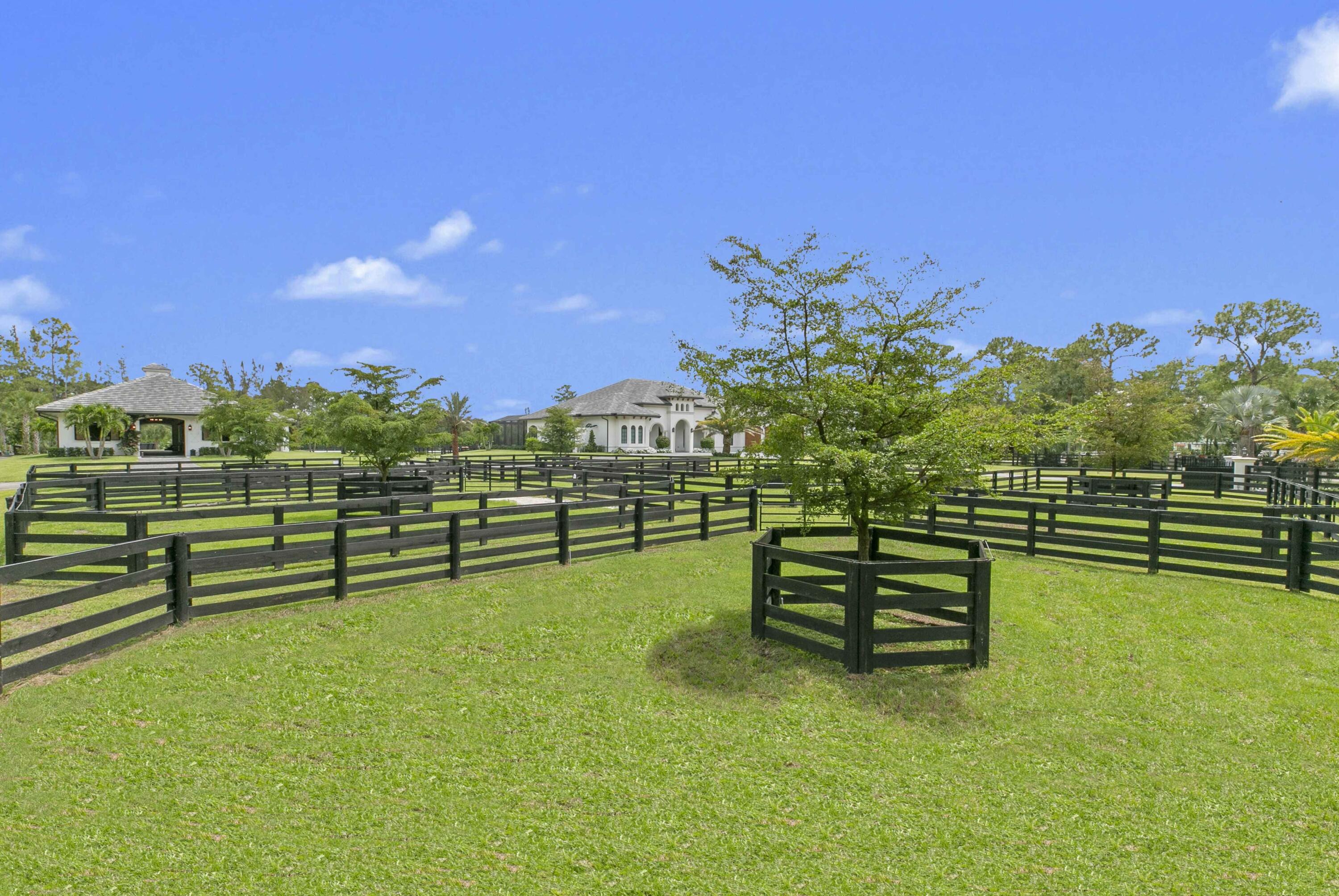 FOX TRAIL - Residential