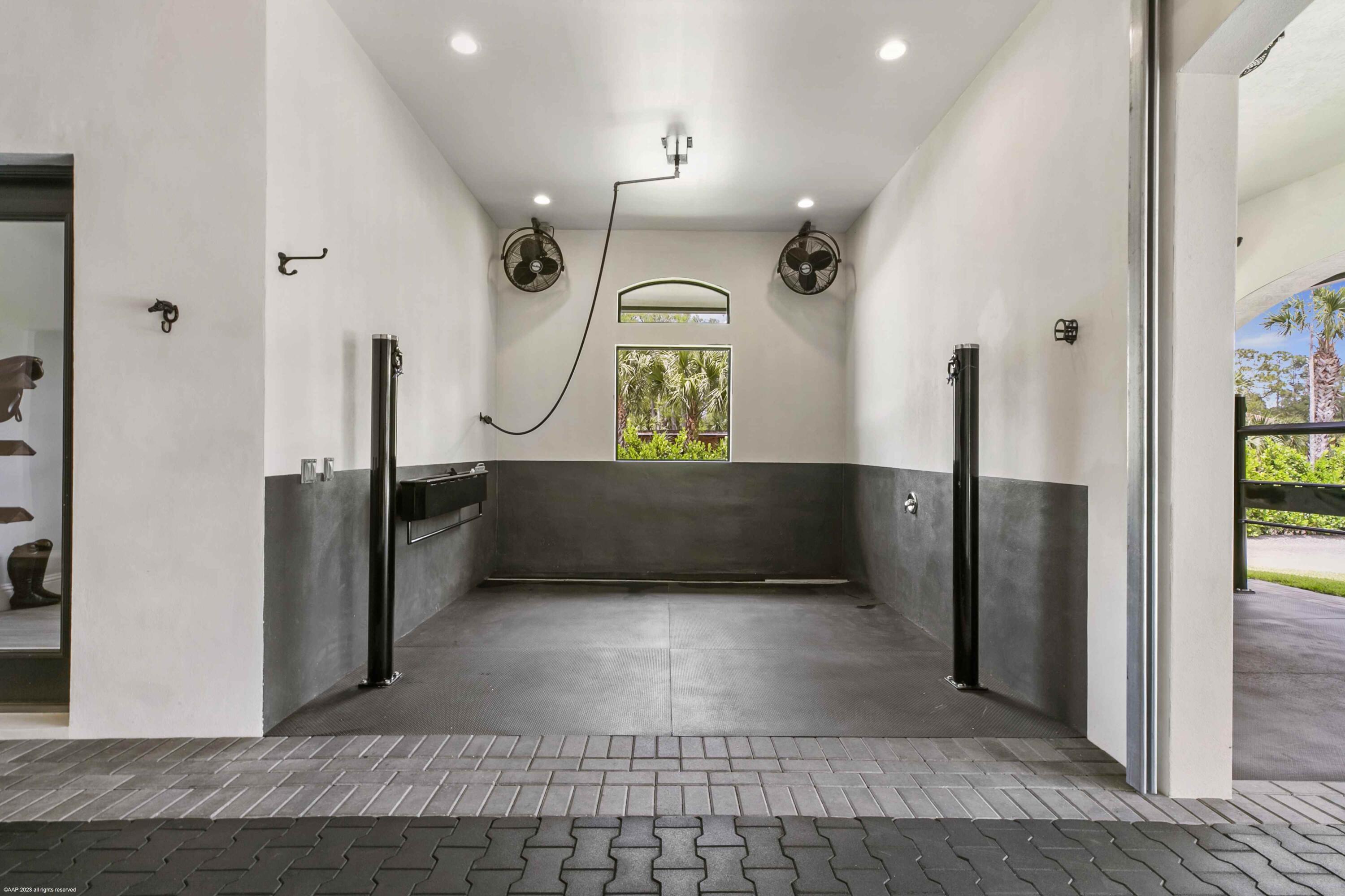 FOX TRAIL - Residential