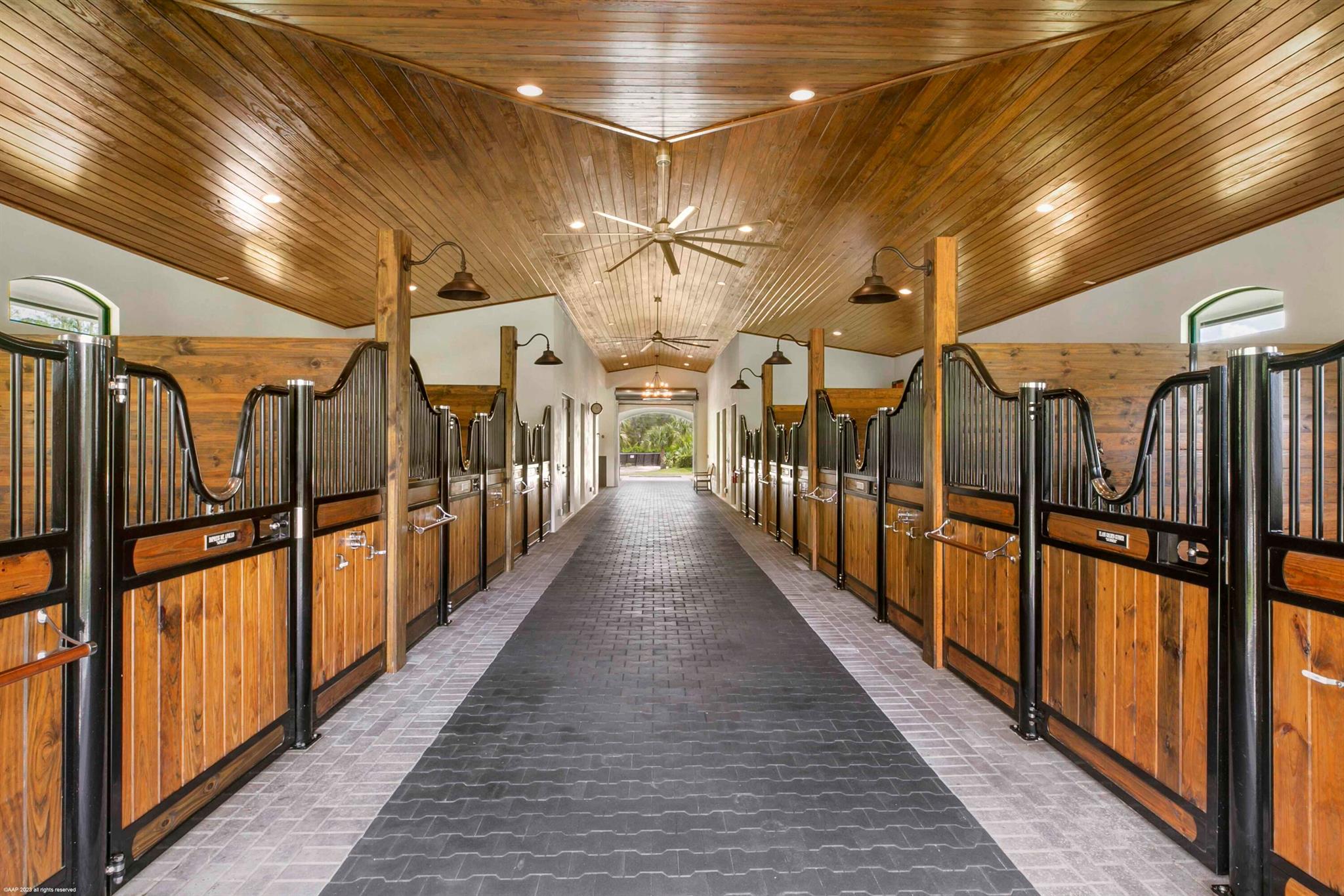 FOX TRAIL - Residential