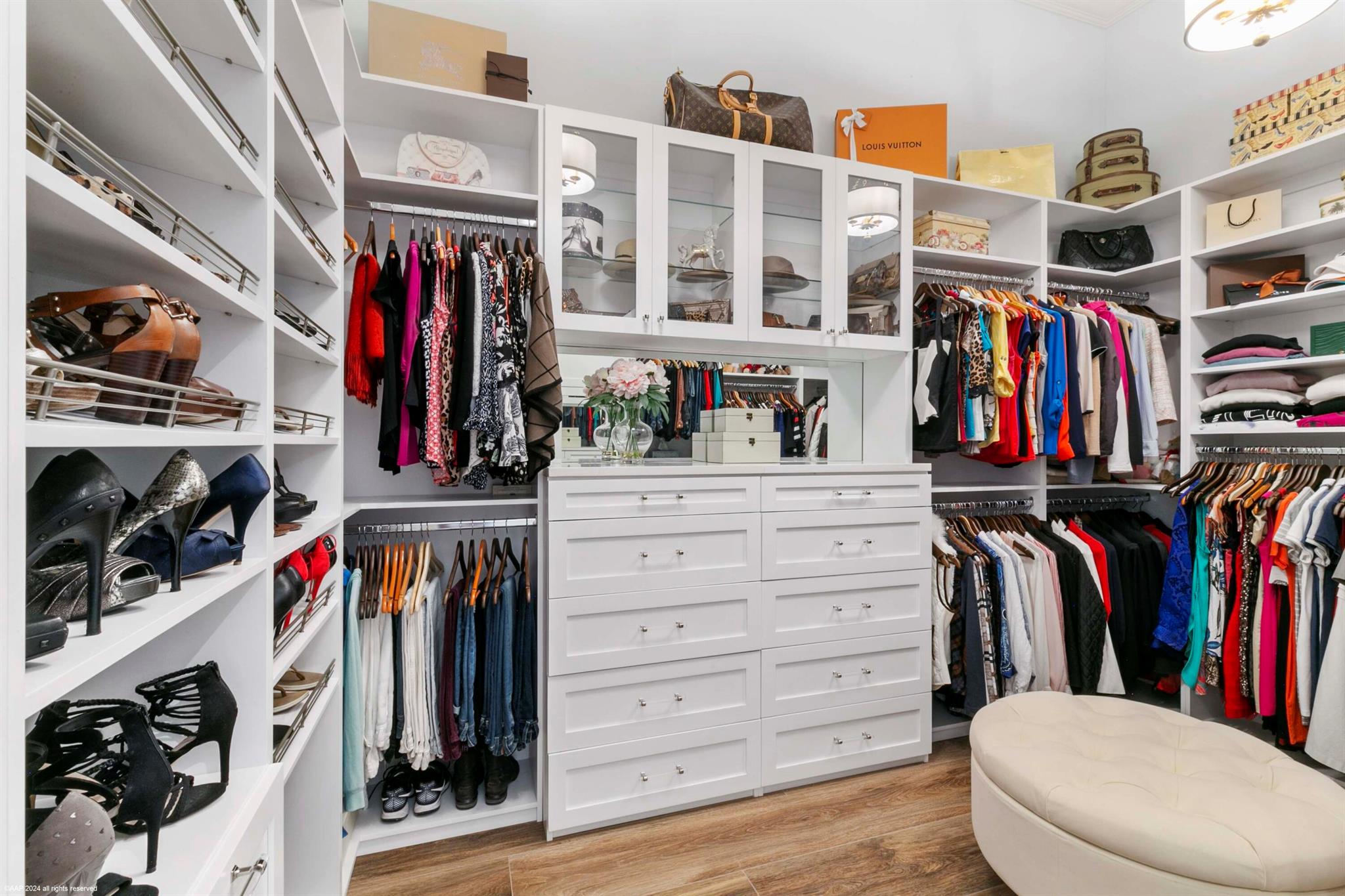 FOX TRAIL - Residential