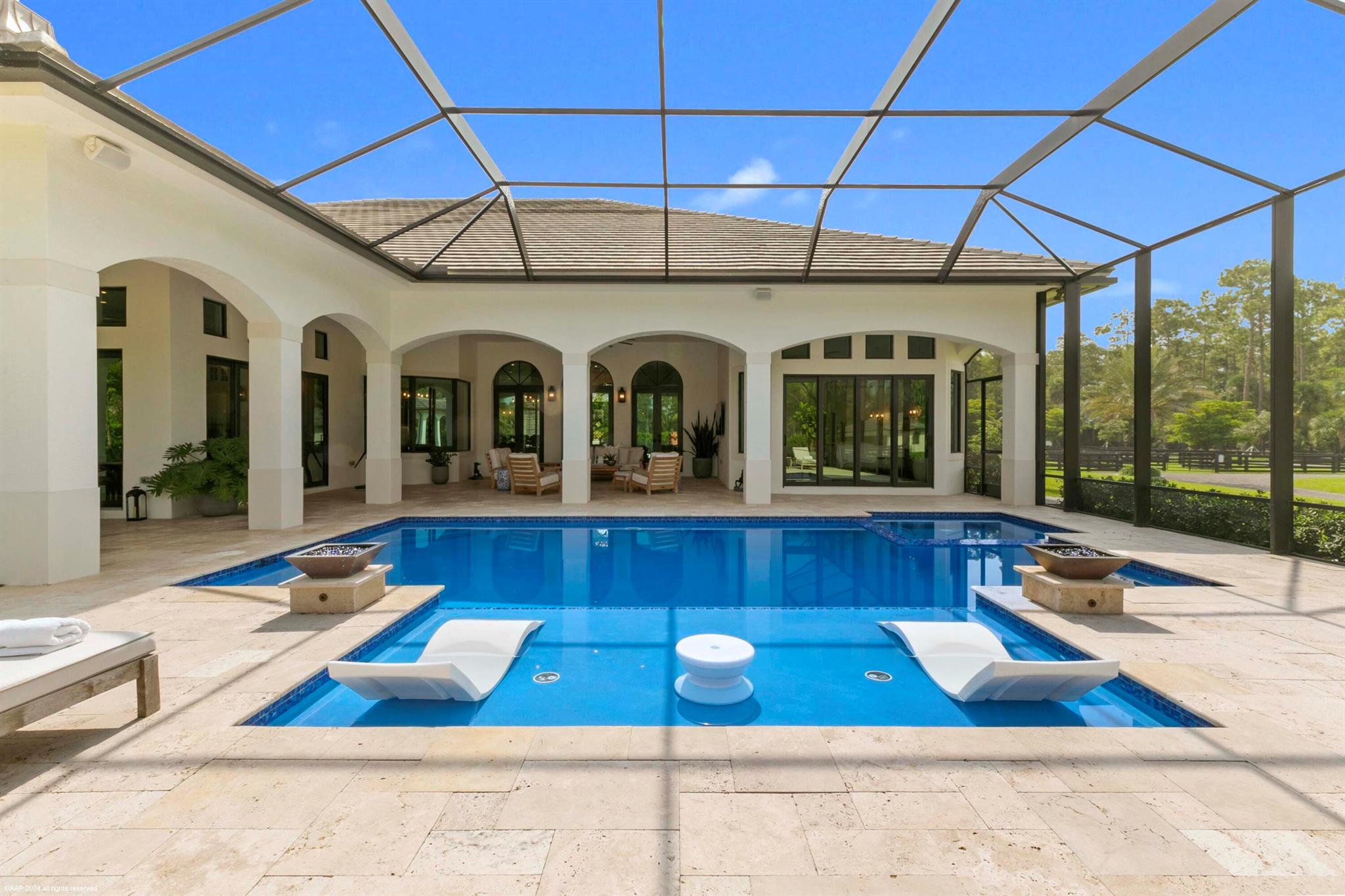 FOX TRAIL - Residential