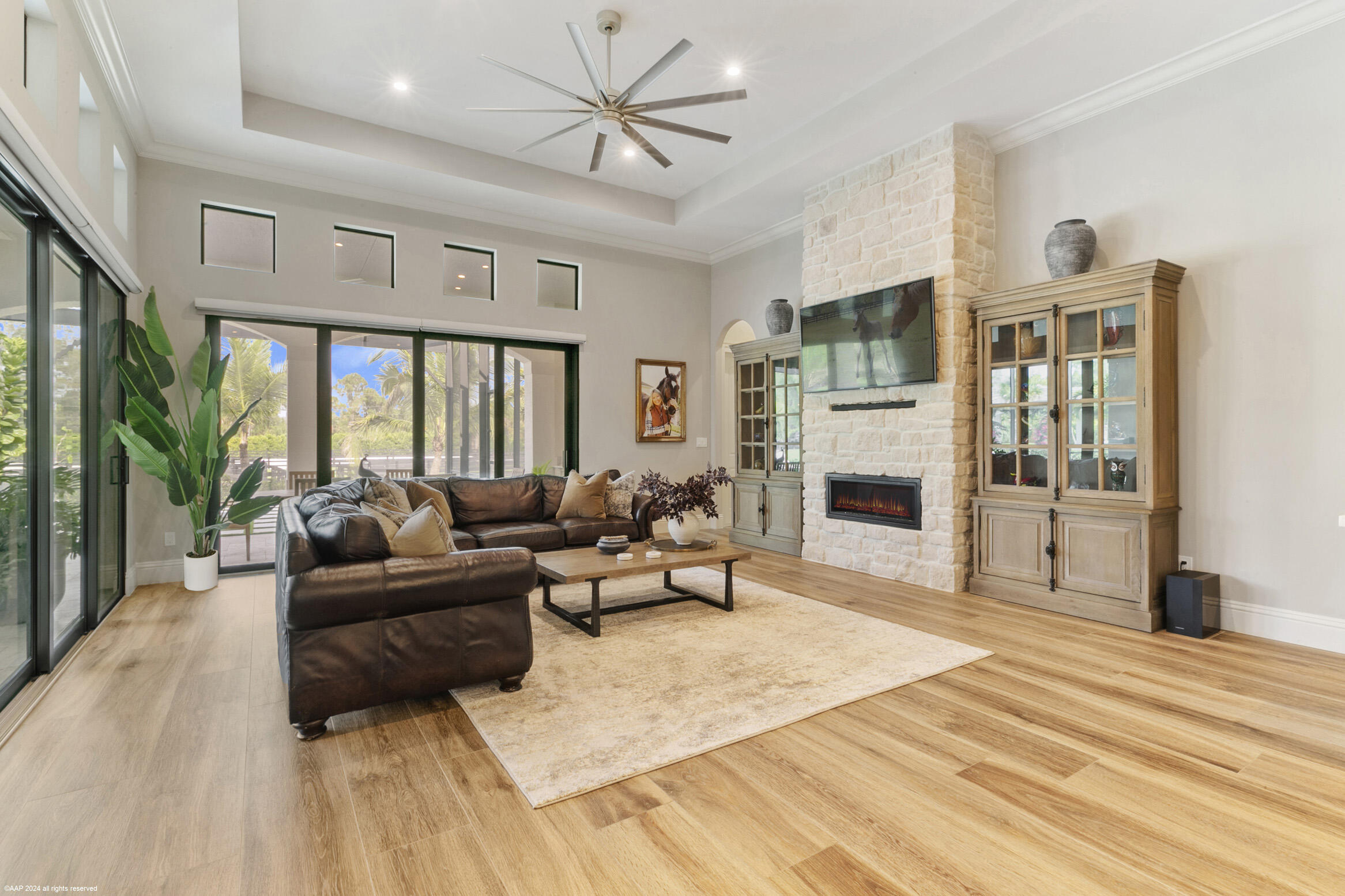 FOX TRAIL - Residential