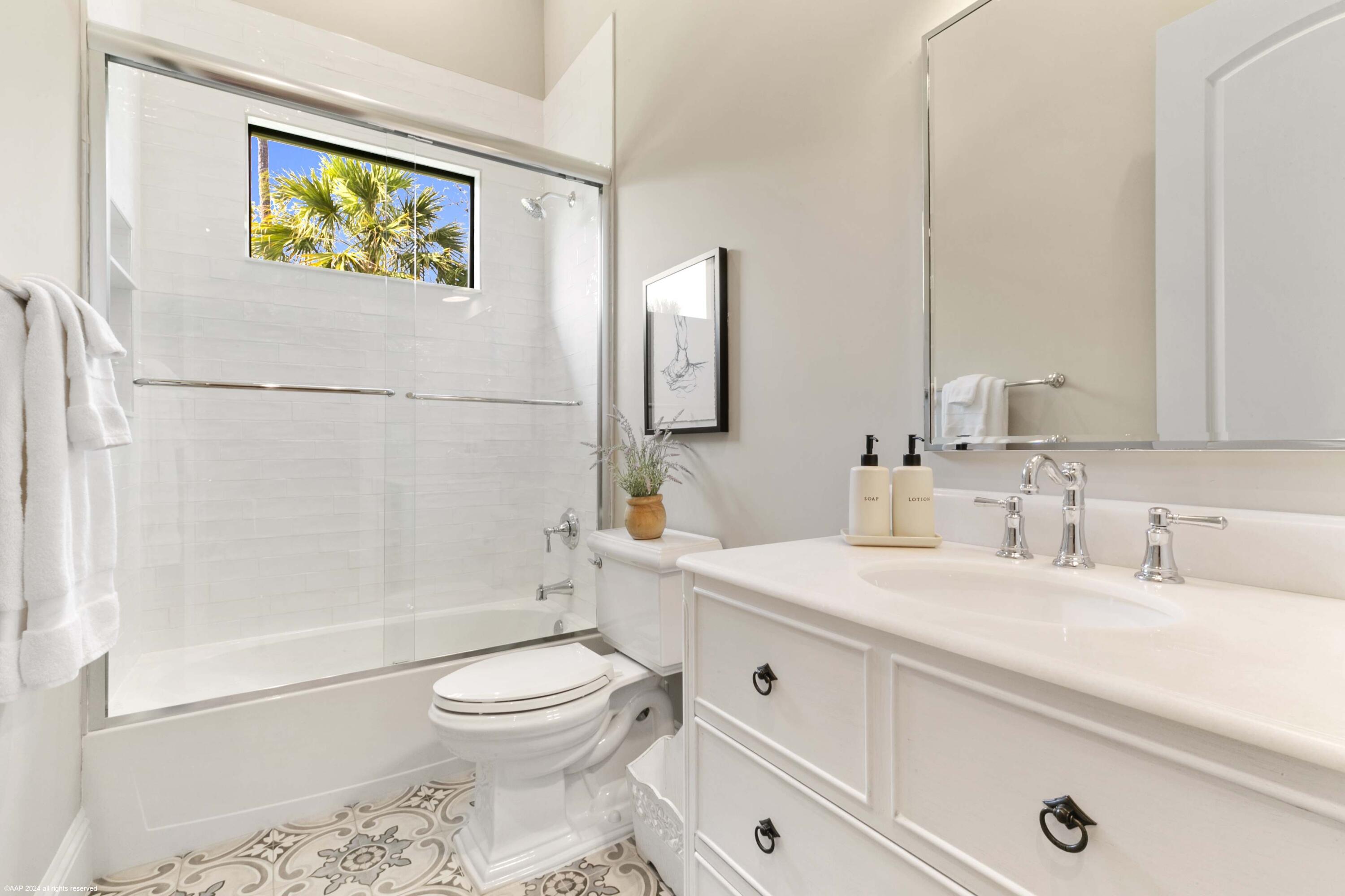 FOX TRAIL - Residential