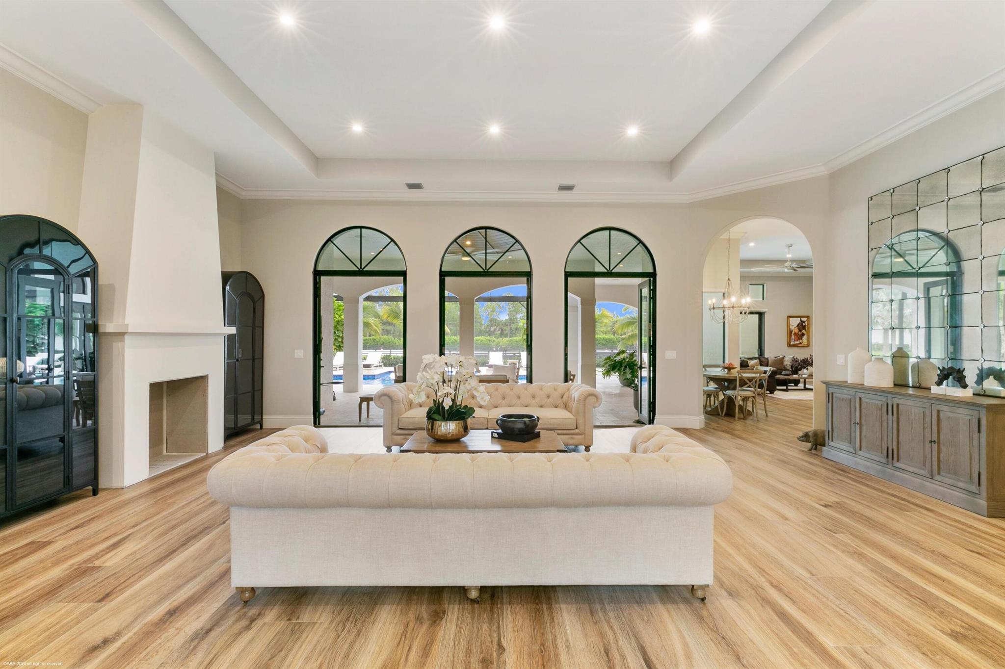 FOX TRAIL - Residential