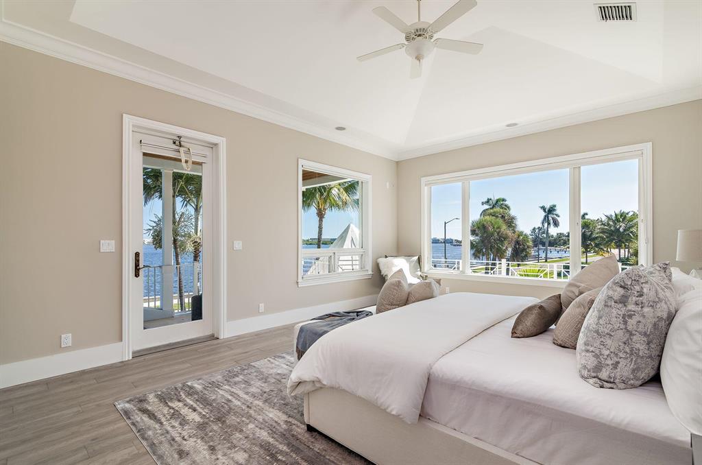 EDGEWATER - Residential