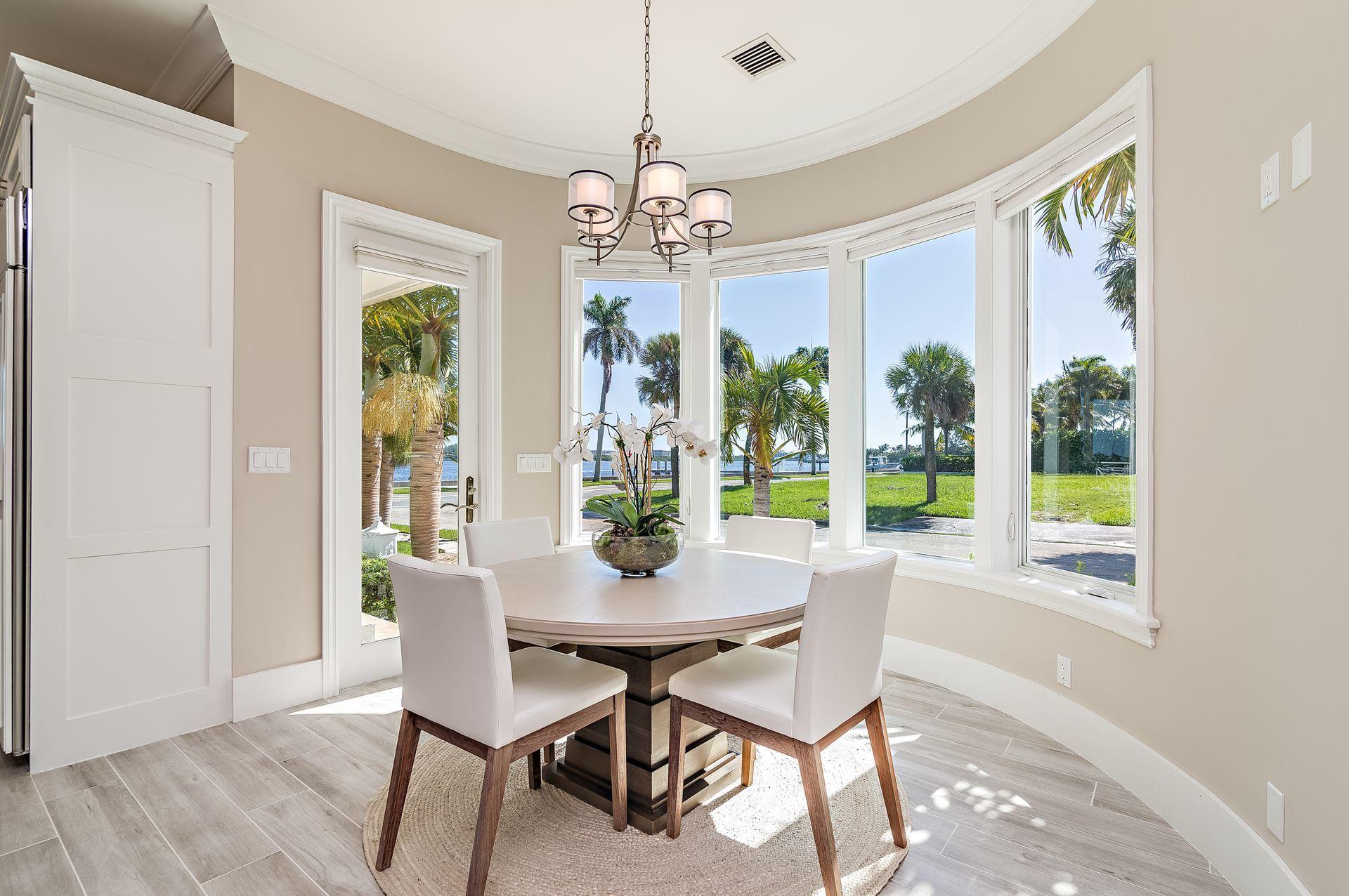 EDGEWATER - Residential