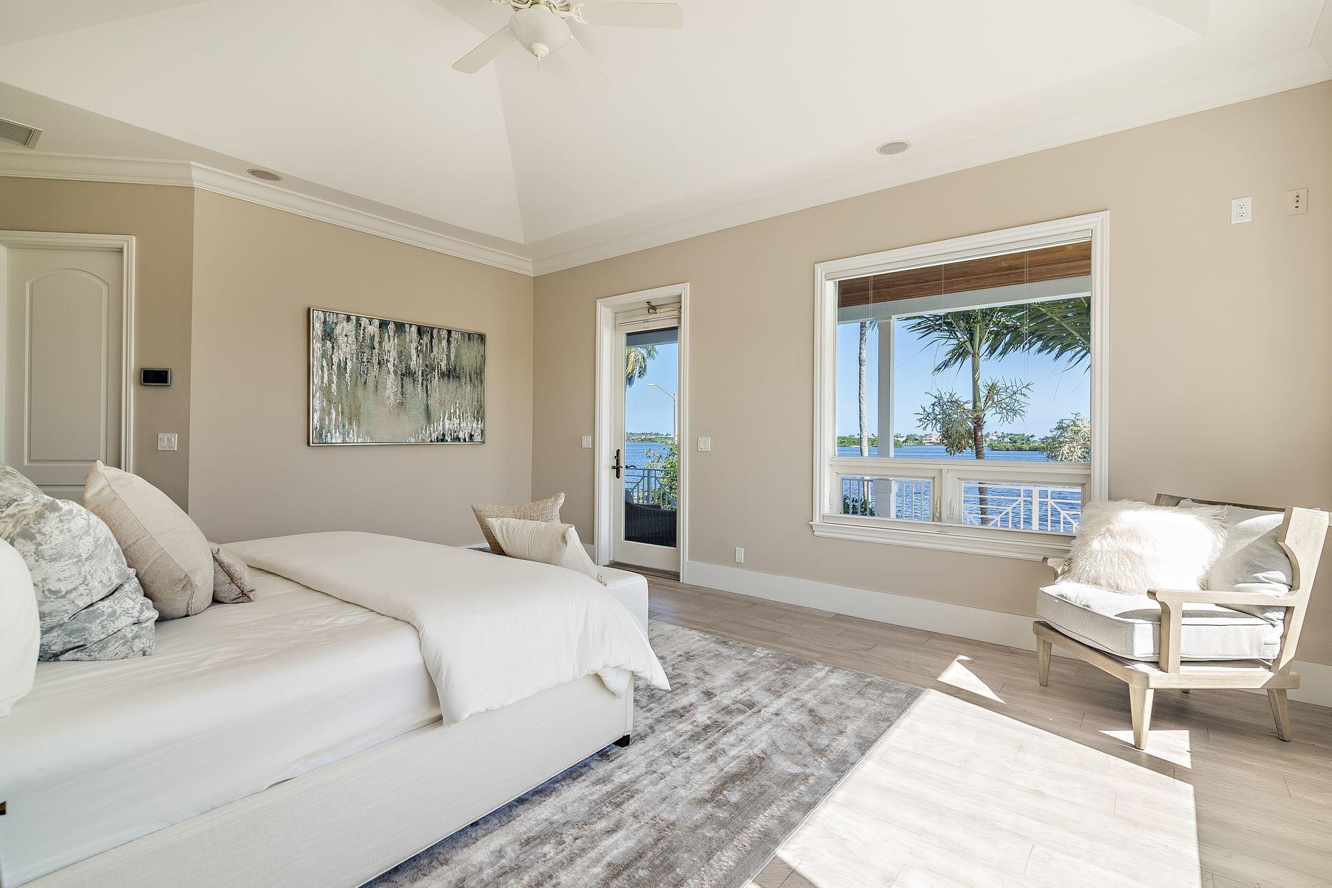 EDGEWATER - Residential