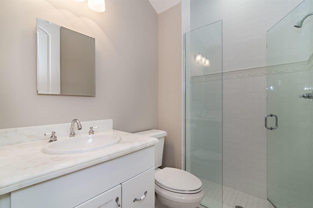 EDGEWATER - Residential