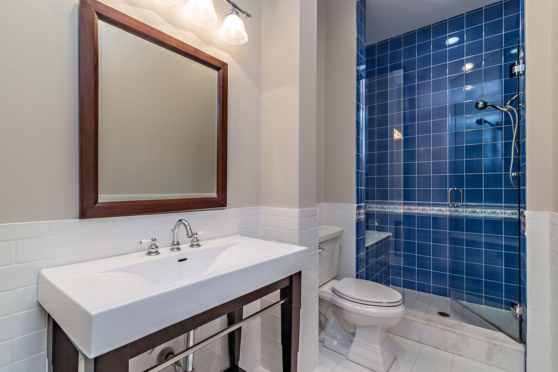 EDGEWATER - Residential