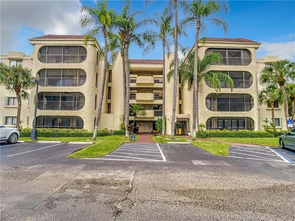 Photo of 6342 LONGBOAT Lane W #403, Boca Raton, FL 33433 (MLS # B26083349)