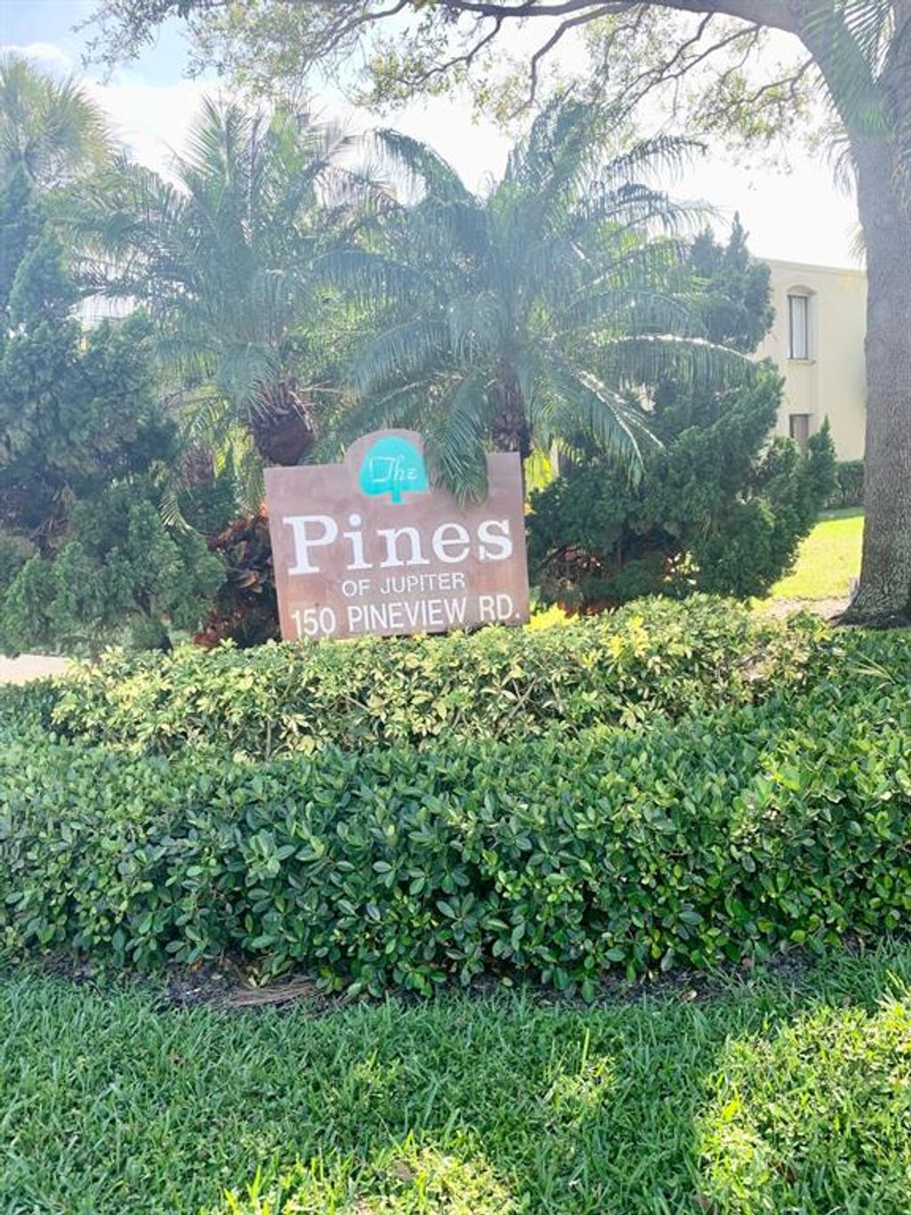 Photo of 150 Pineview Road #L-7, Jupiter, FL 33469 (MLS # R10784237)