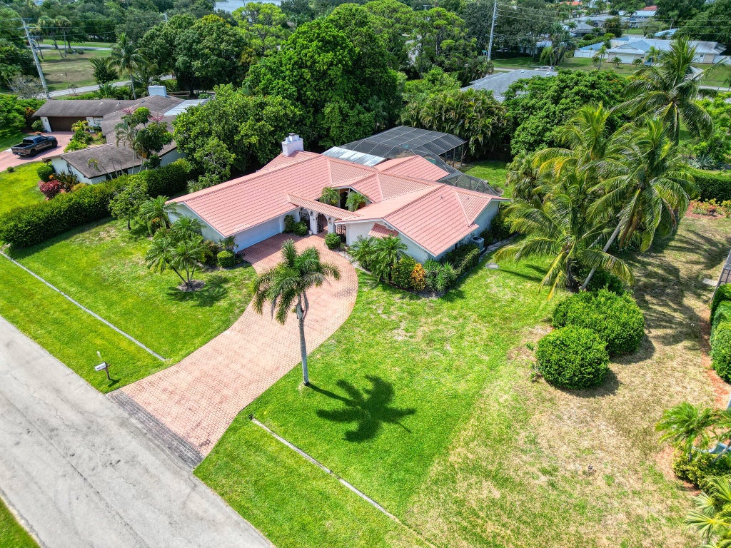 Photo of 1711 SE Canora Road, Port Saint Lucie, FL 34952 (MLS # R11112051)