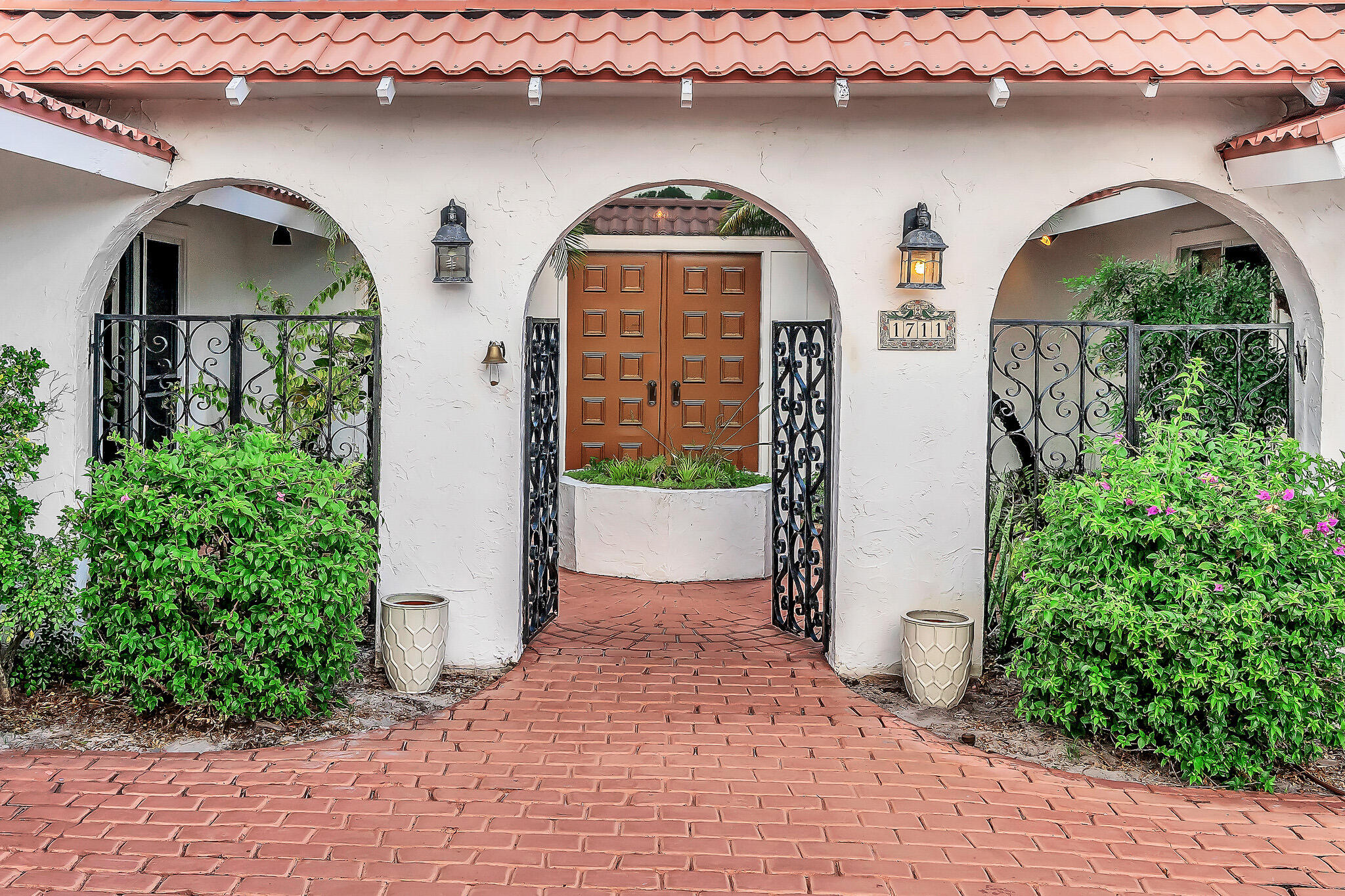 SANDPIPER BAY - Residential