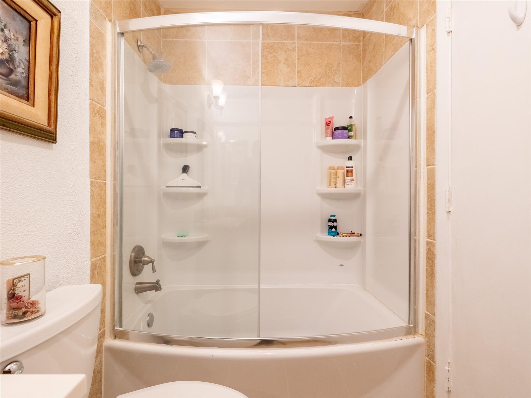 WESTVIEW - Residential