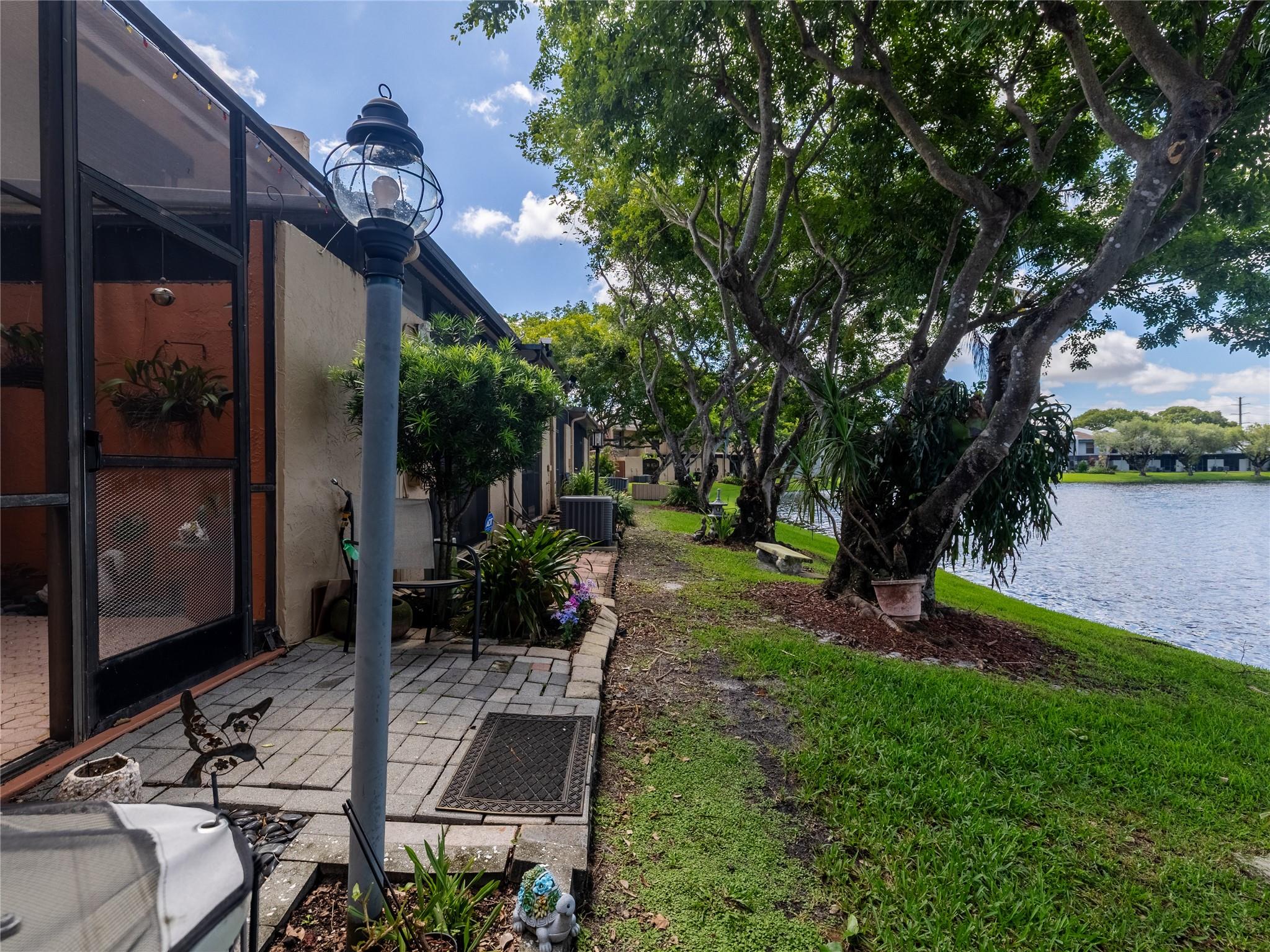 WESTVIEW - Residential