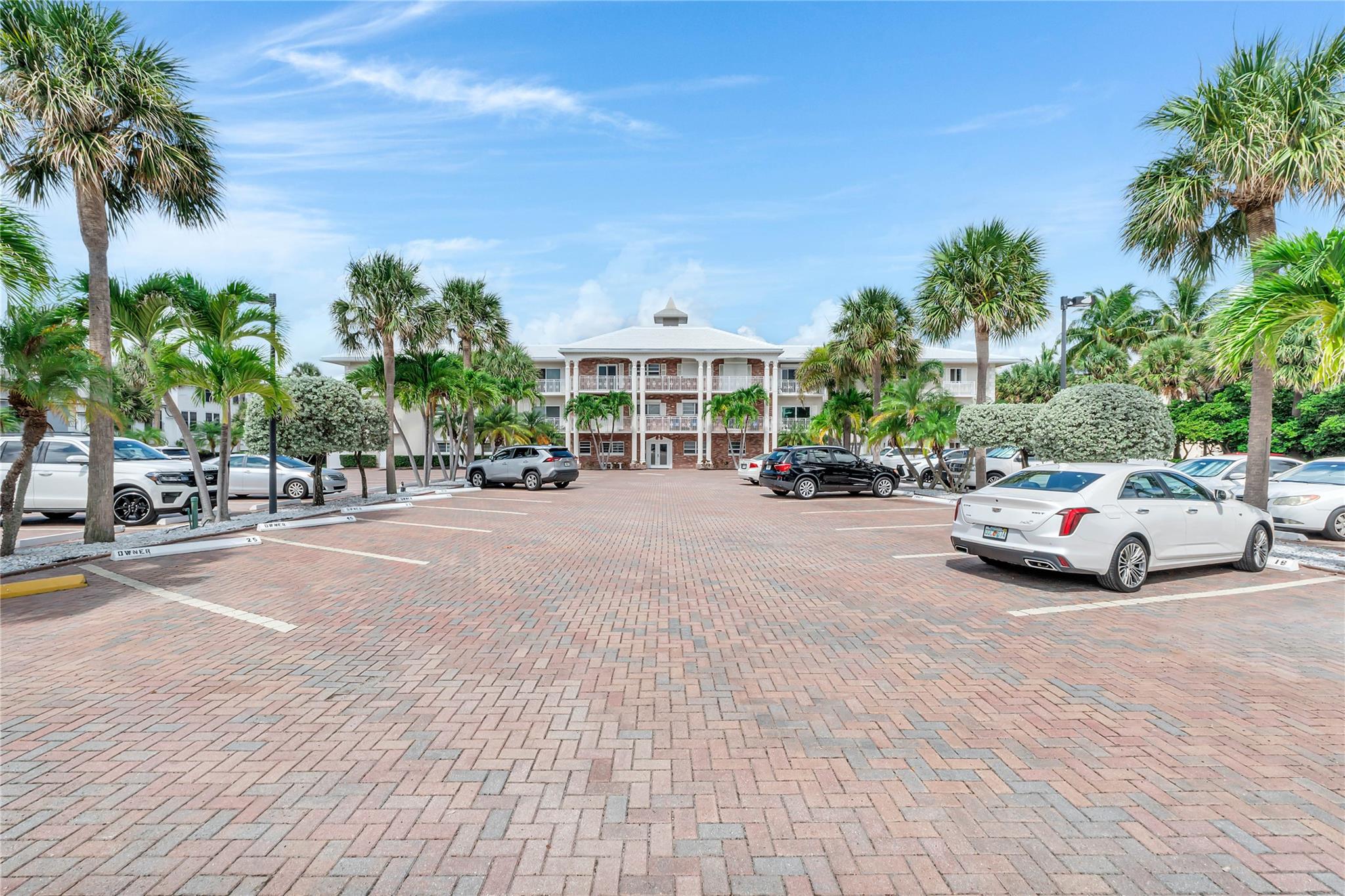Hillsboro Imperial Condo - Residential Lease
