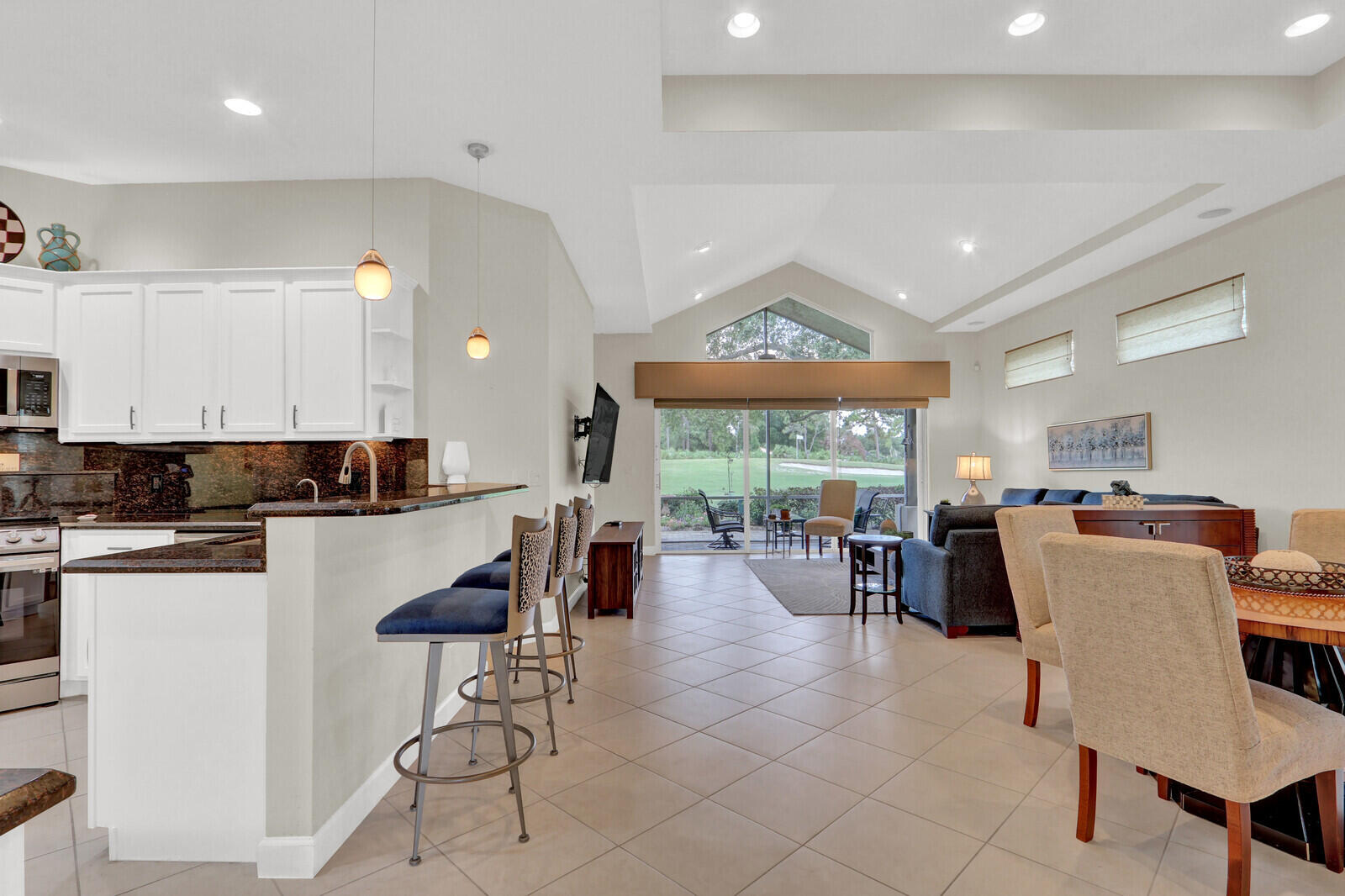 POD 7B AT THE RESERVE, PUD I - TORREY PINES - Residential