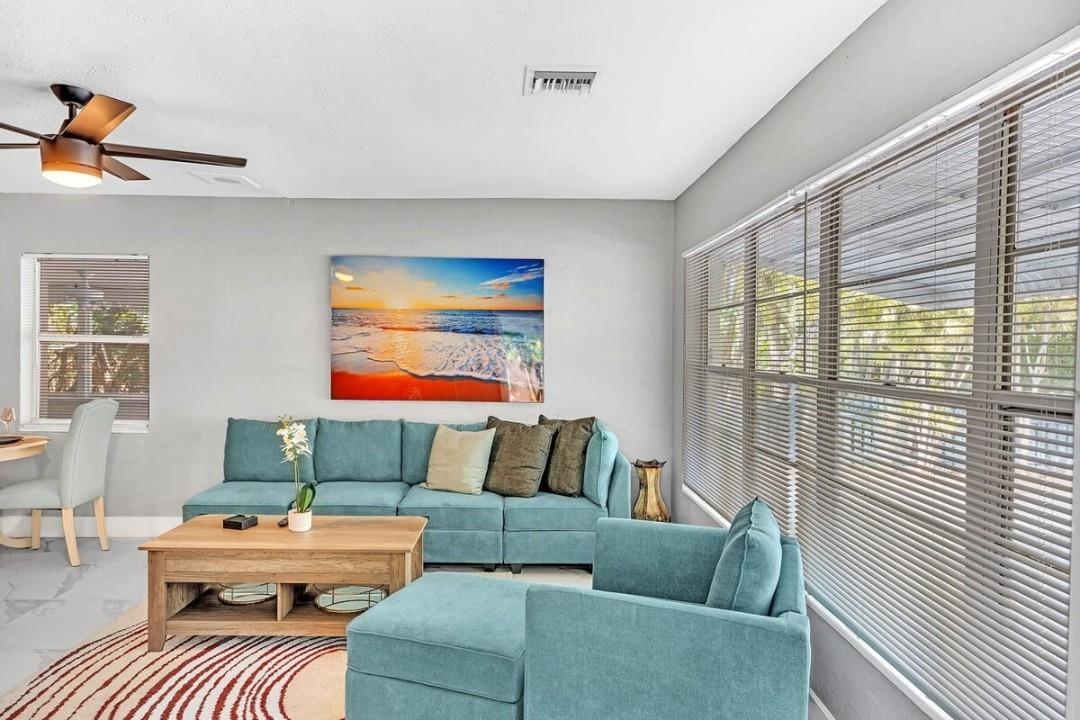 Dania Heights Add 28-19 B - Residential Lease