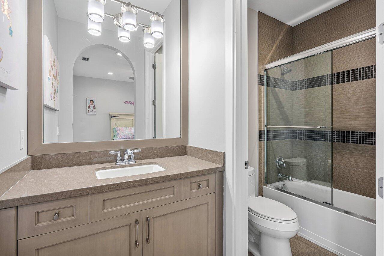 OAKS AT BOCA RATON 8 - Residential