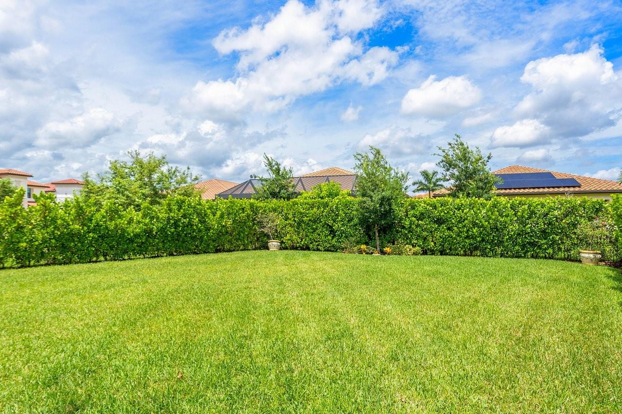 Parkland Bay 183-49 B - Residential