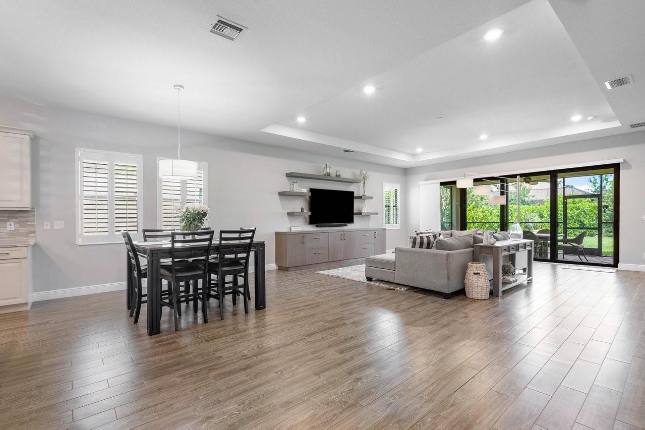 Parkland Bay 183-49 B - Residential