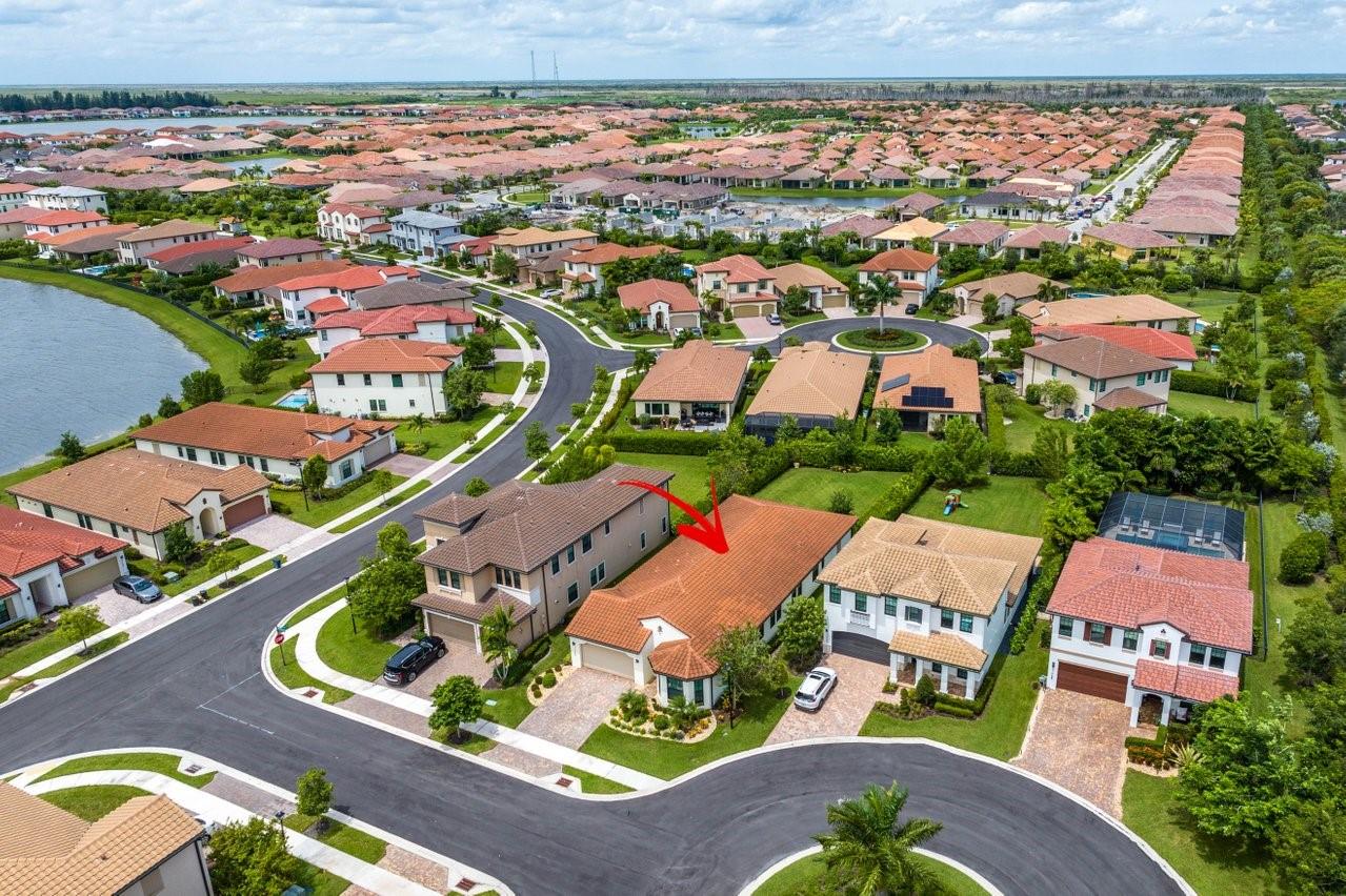 Parkland Bay 183-49 B - Residential