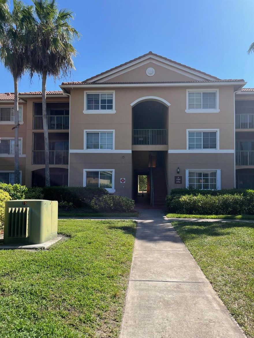 Wake up to breathtaking water views in this beautifully appointed condo located in Portofino at Jensen Beach.  This light-filled residence has an open floor plan featuring large windows, tiled flooring, granite and stylish cabinetry.  Its been freshly painted with a new impact window in the bedroom. Portofino is a resort-style, gated community offering exceptional amenities, including a clubhouse, resort-style swimming pool, 24/7 fitness center and indoor racquetball court, tennis court and children's play area.  Situated just minutes from the beach, shopping, dining and other downtown activities, this condo combines luxury, comfort and convenience. Whether as a year round residence, vacation retreat, or investment, this condo is a rare opportunity to enjoy a Florida lifestyle.
