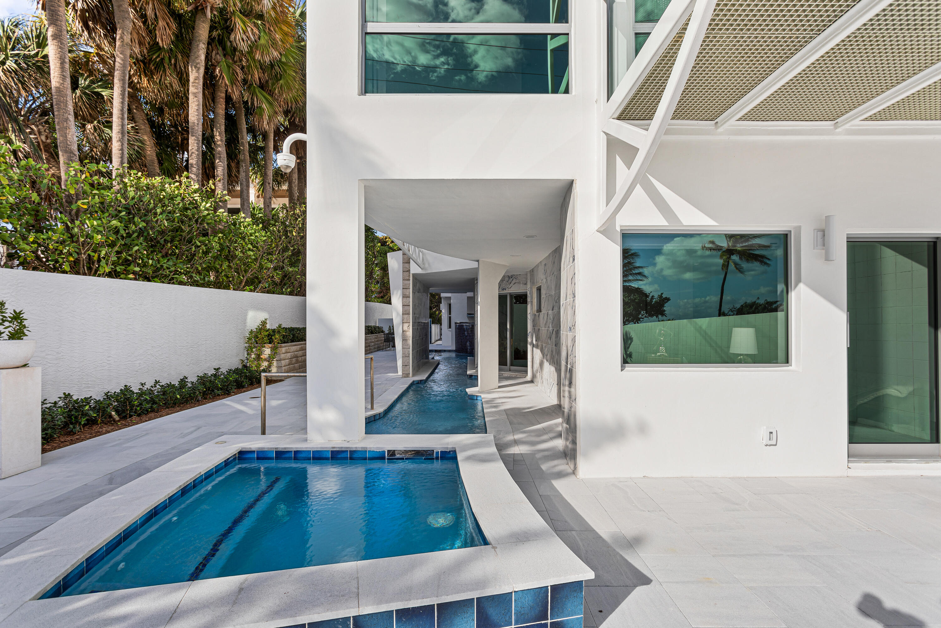 PALM BEACH SHORE ACRES - Residential