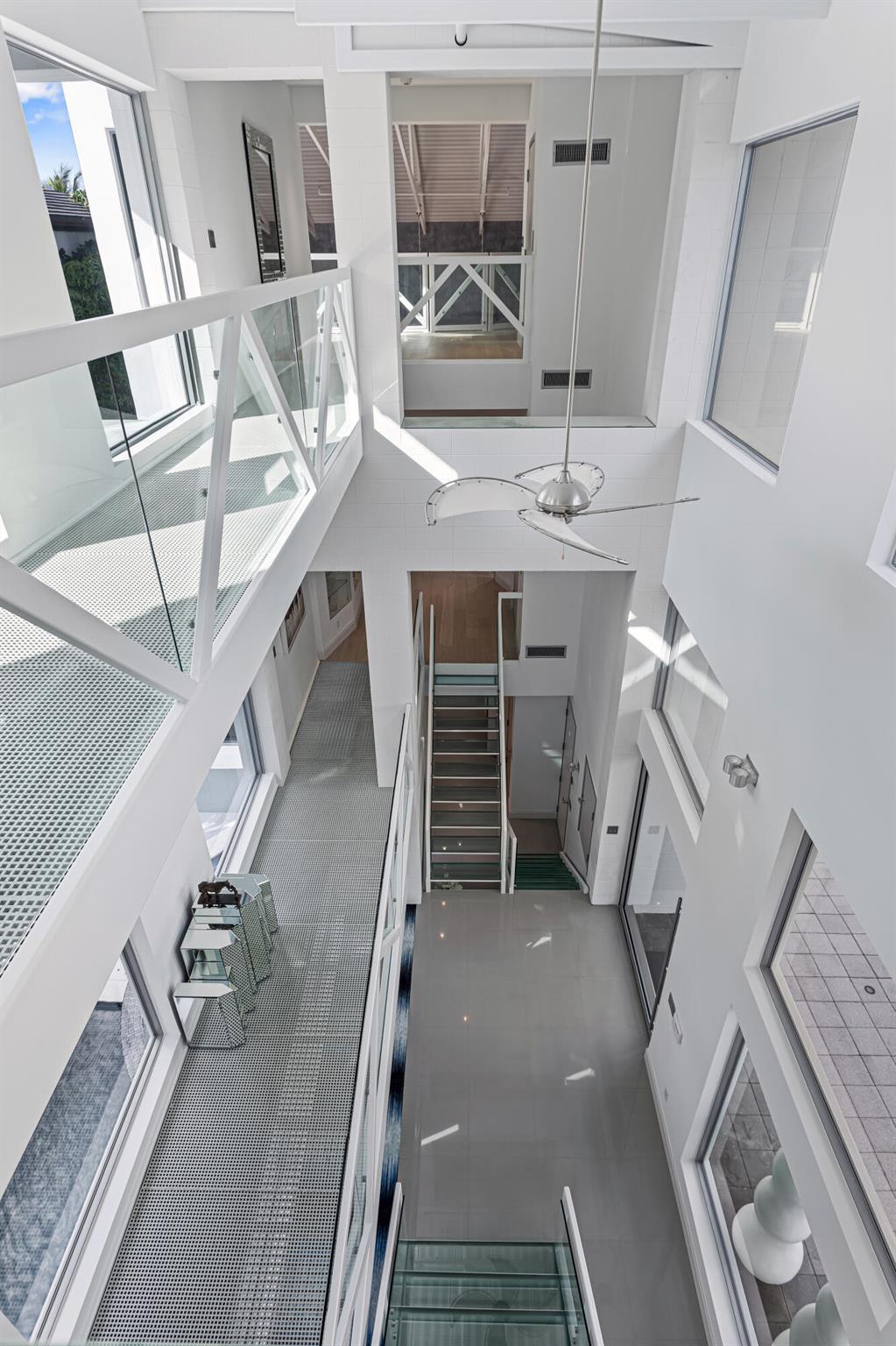 PALM BEACH SHORE ACRES - Residential