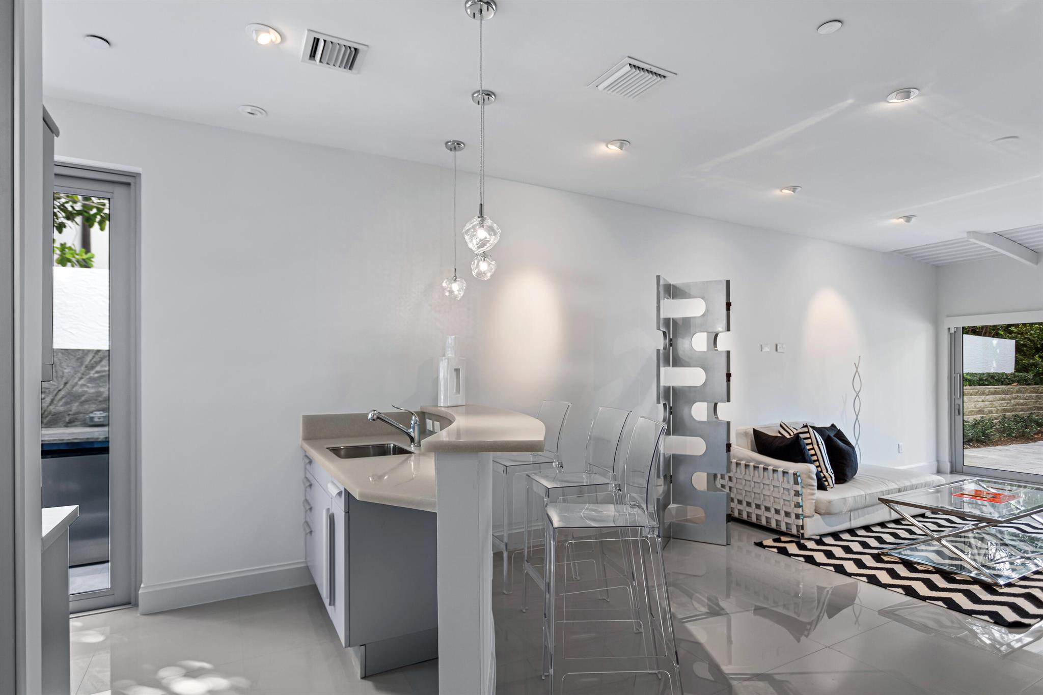 PALM BEACH SHORE ACRES - Residential