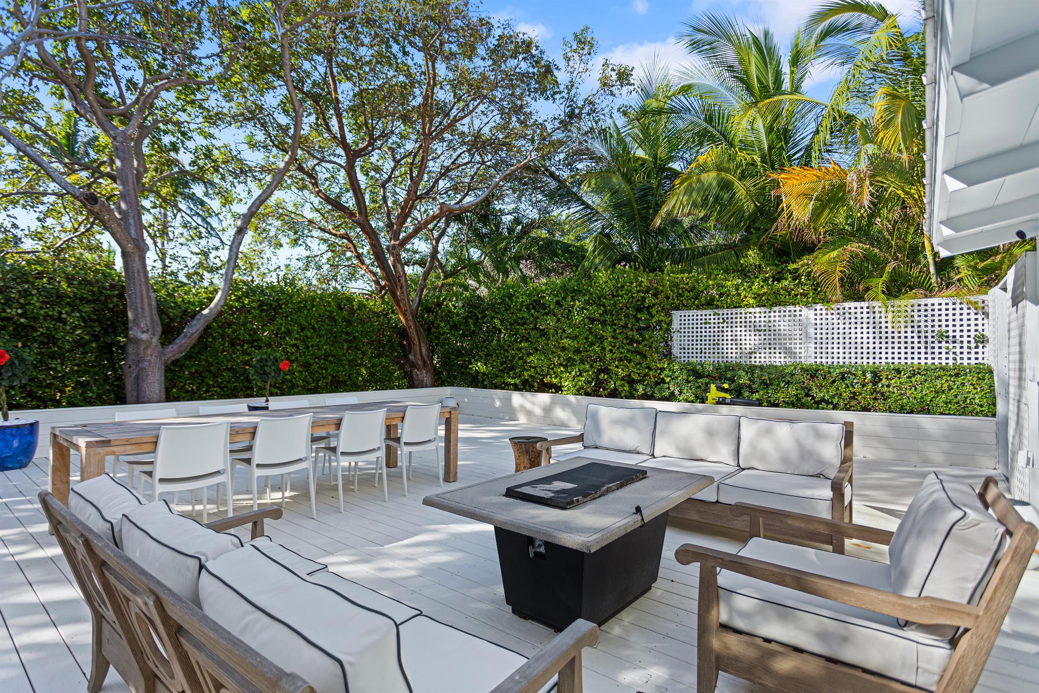 PALM BEACH SHORE ACRES - Residential