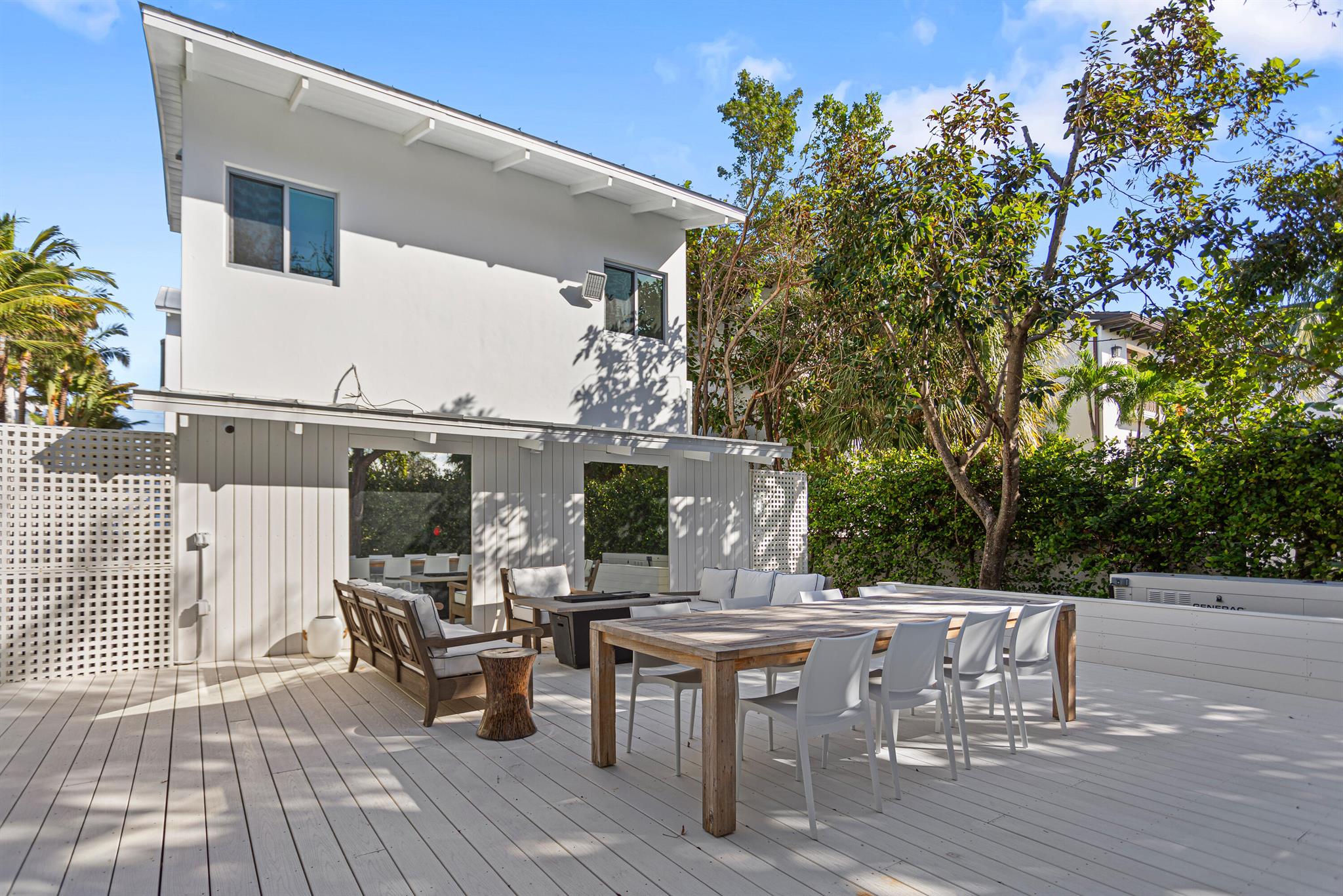 PALM BEACH SHORE ACRES - Residential