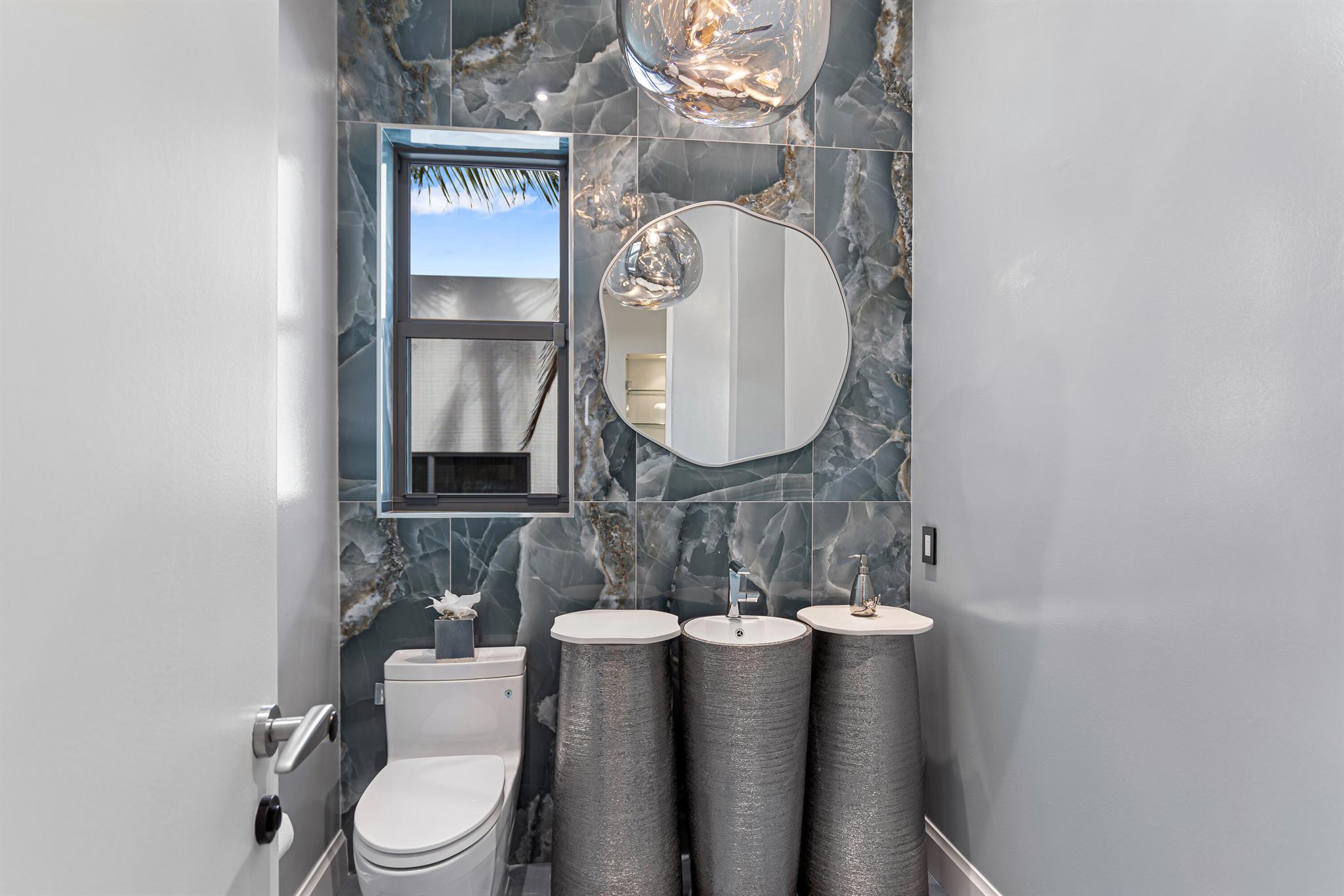 PALM BEACH SHORE ACRES - Residential