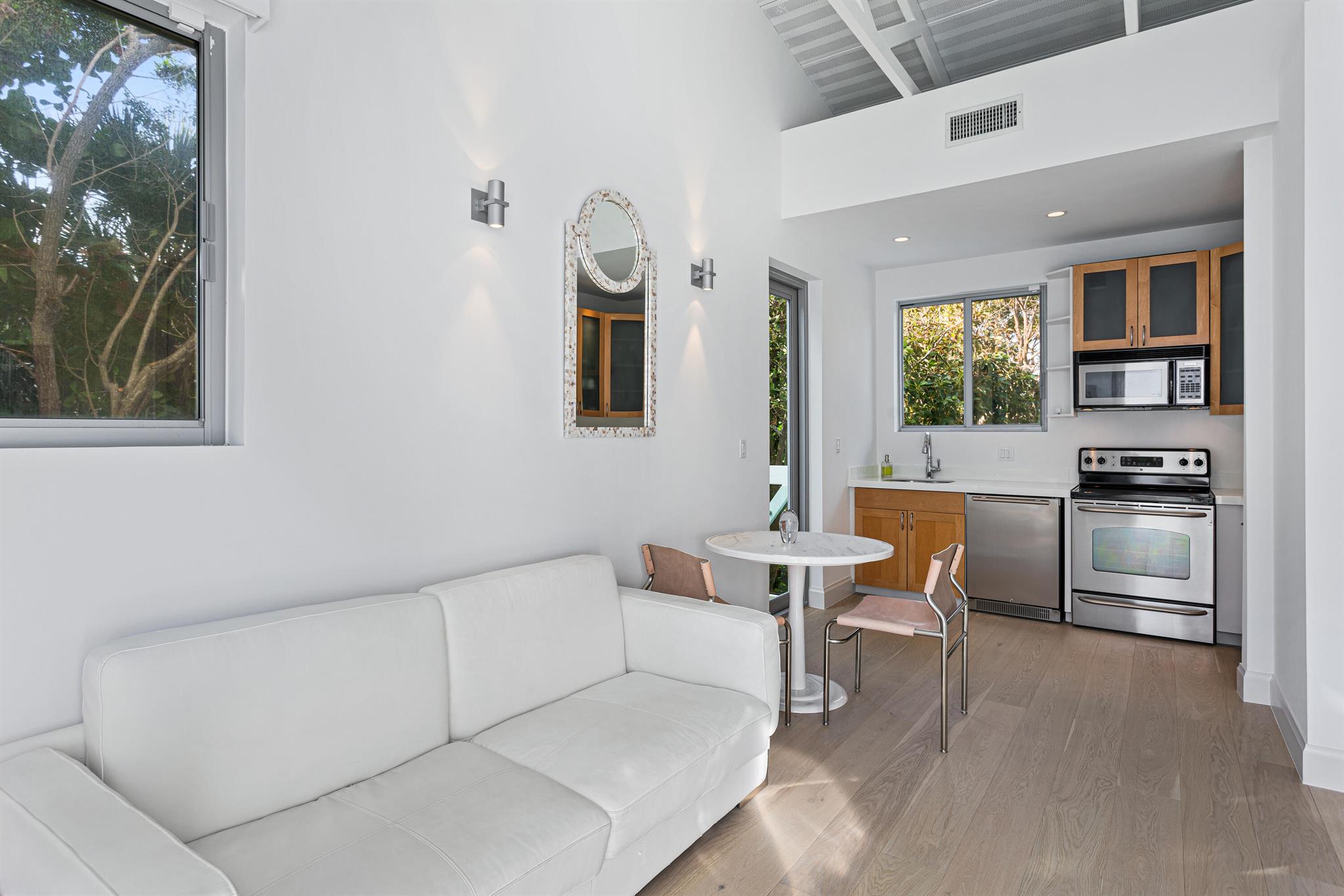 PALM BEACH SHORE ACRES - Residential