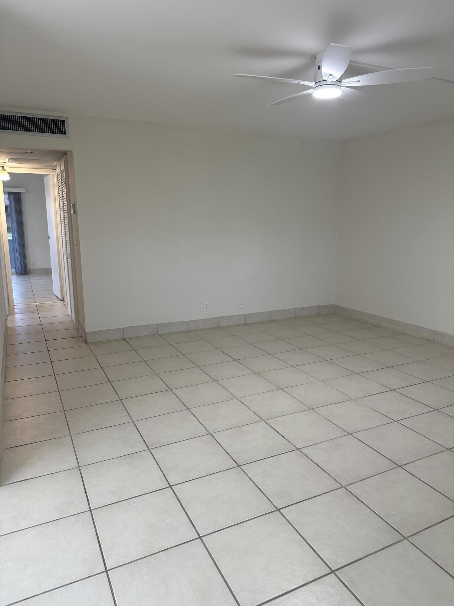 KINGS POINT BRITTANY COND - Residential Lease