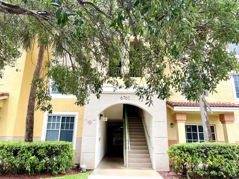6761 Heritage Grande 303 Boynton Beach FL 33437