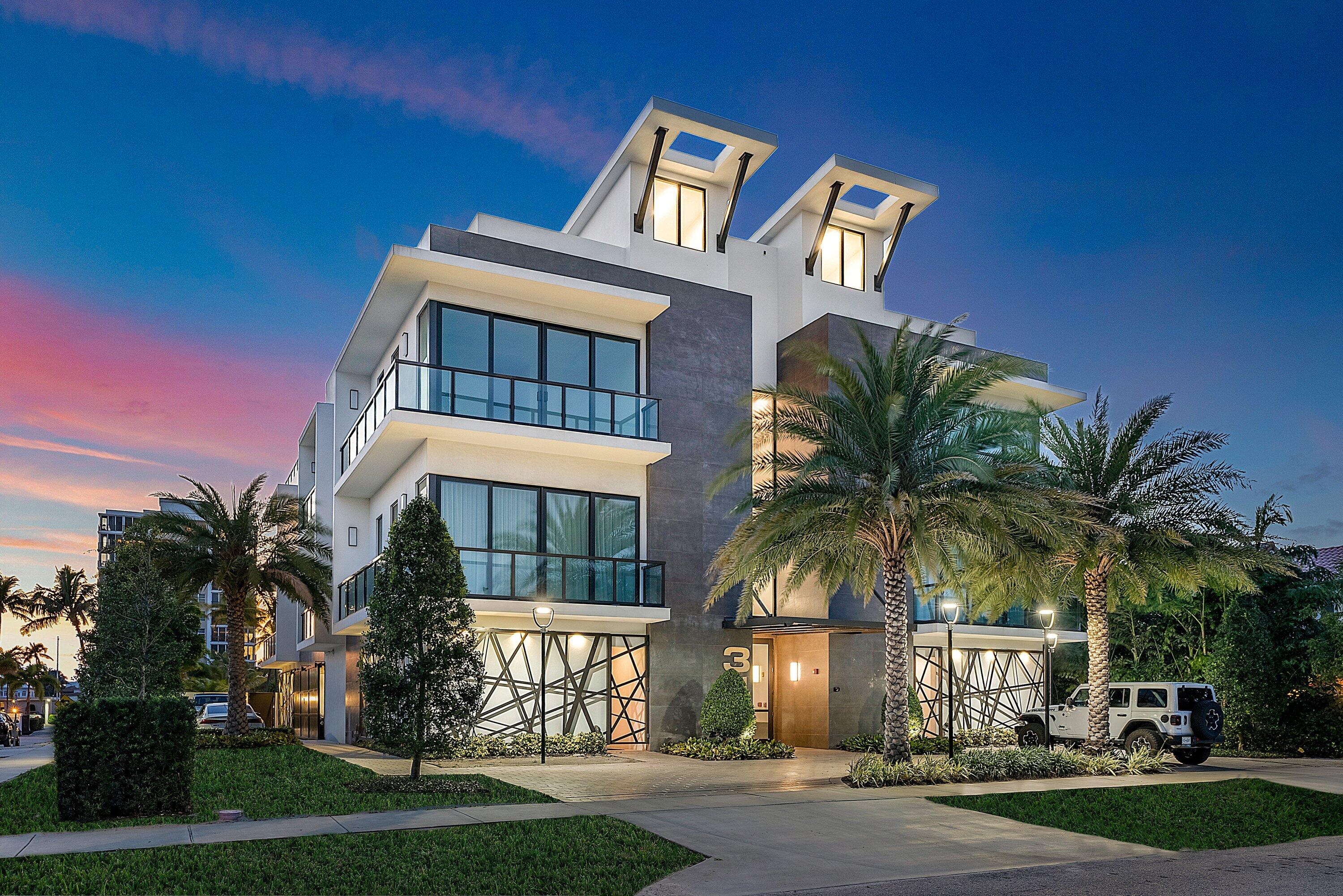 COVE 4 CONDO - Residential