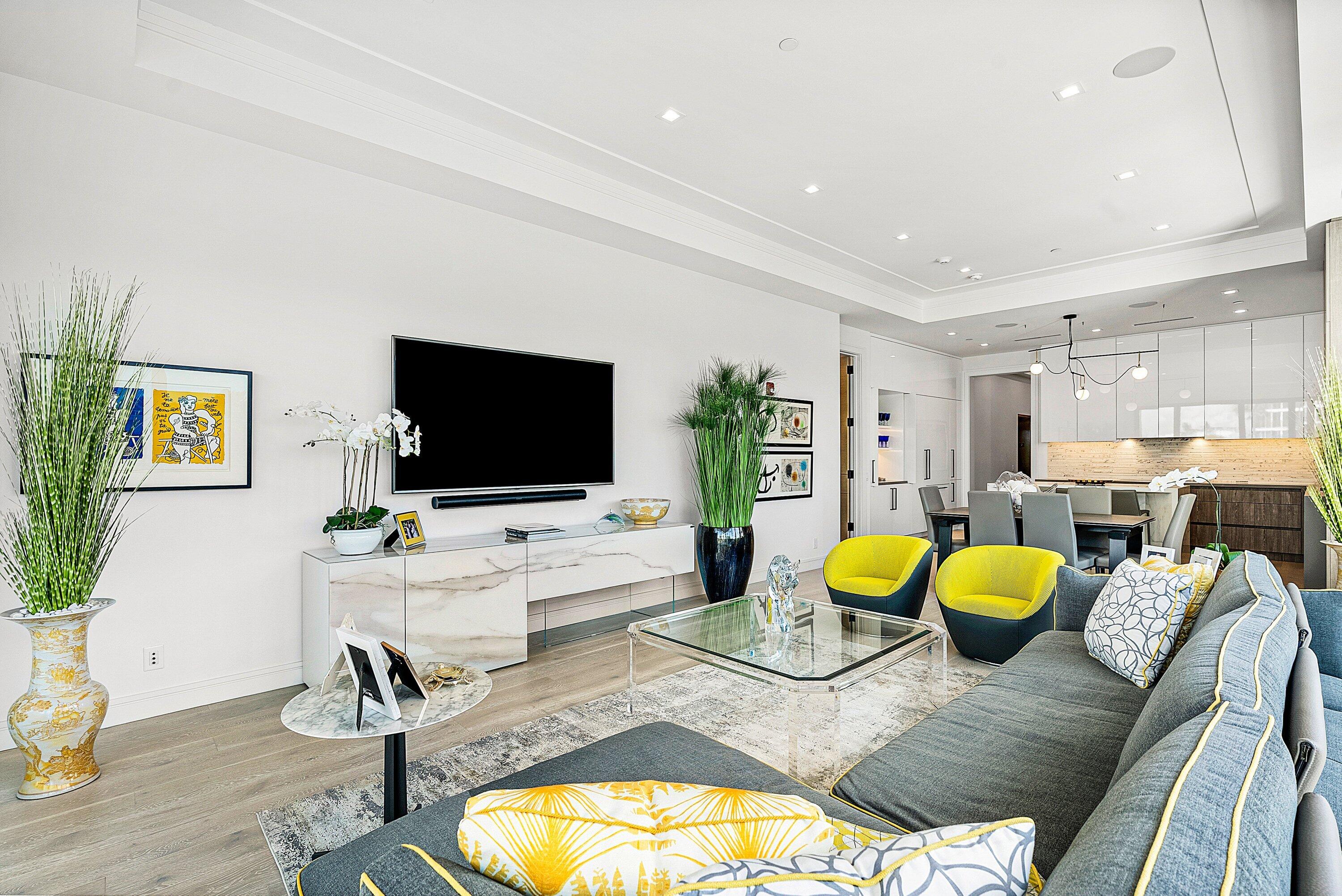 COVE 4 CONDO - Residential