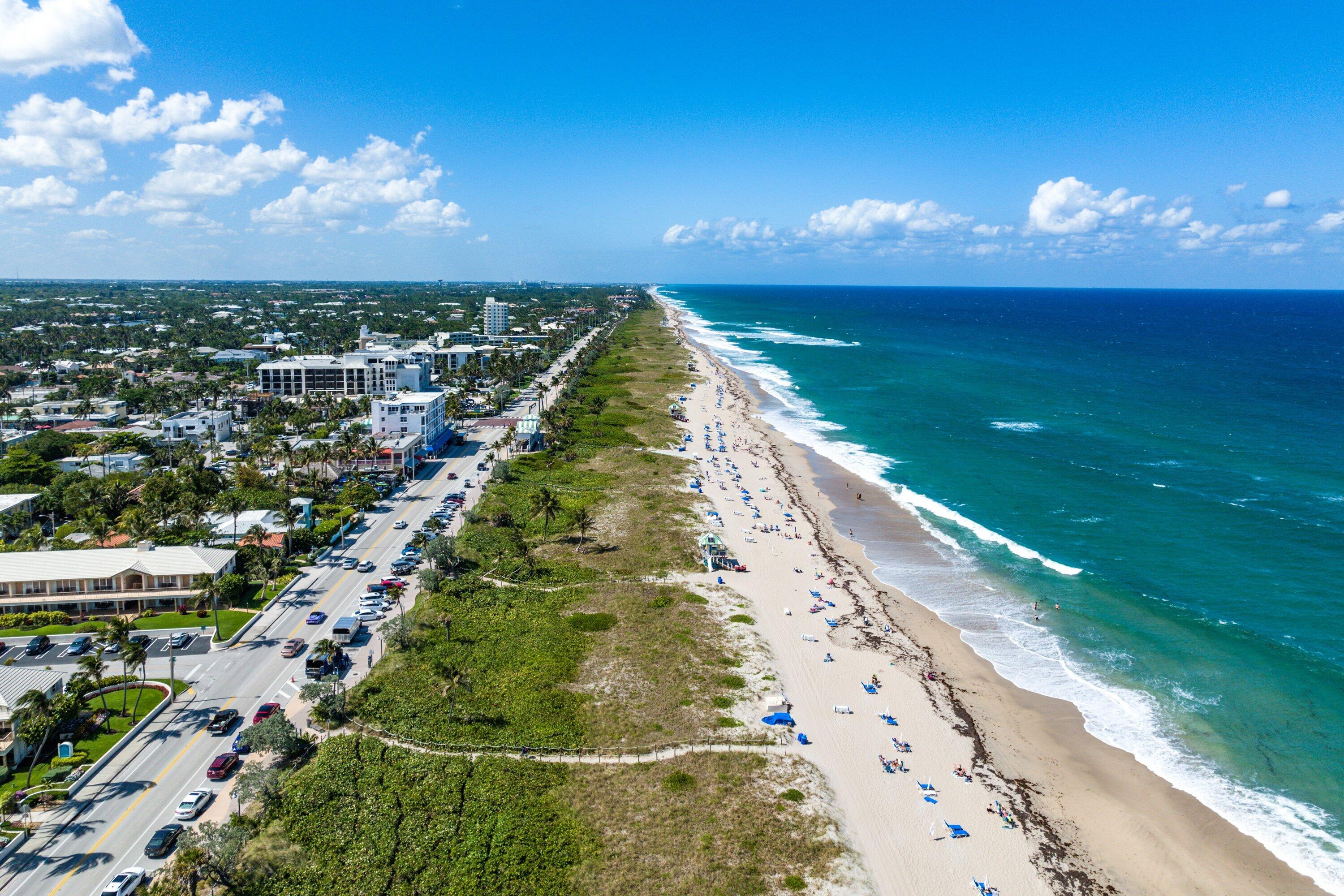 COVE 4 CONDO - Residential