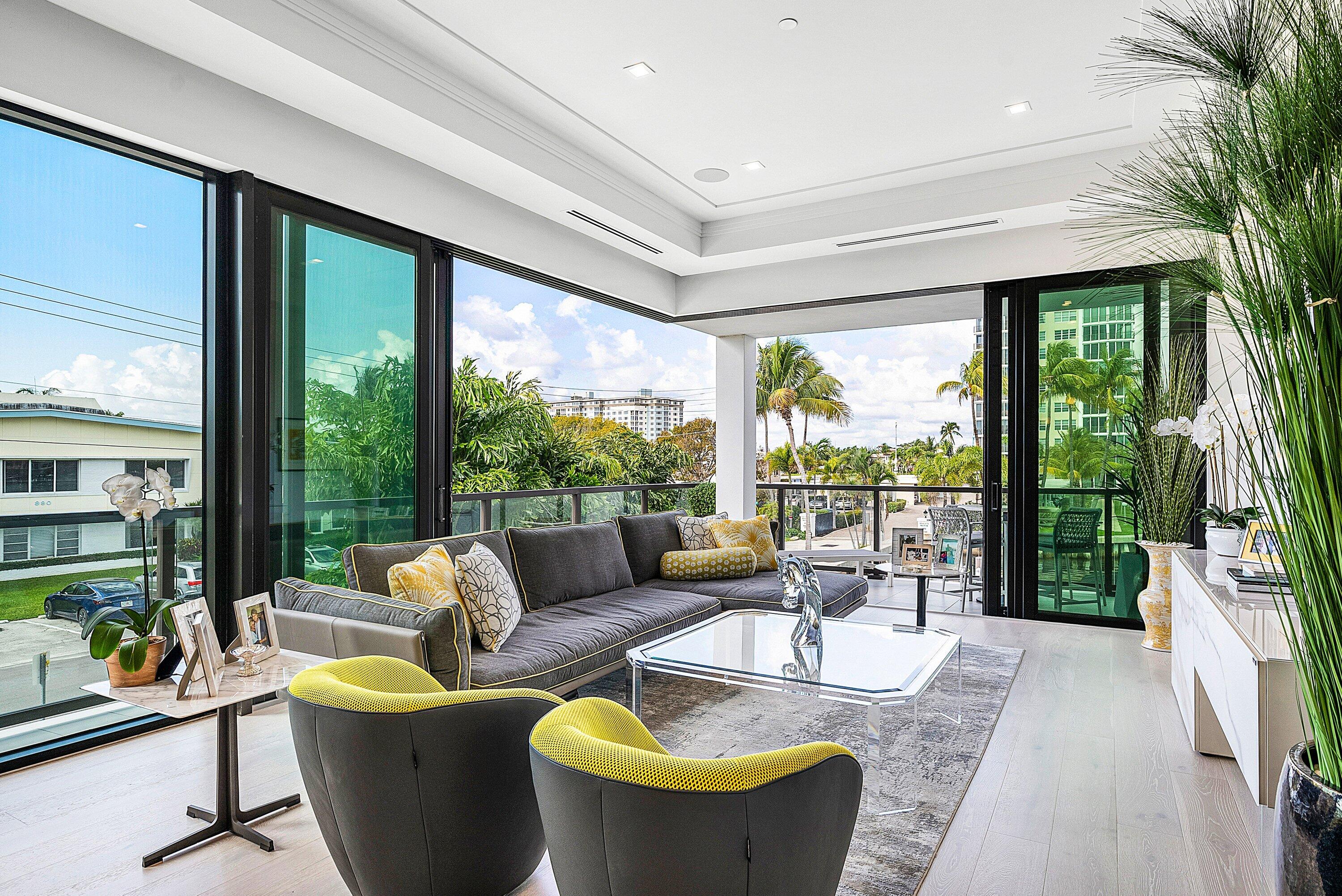 COVE 4 CONDO - Residential