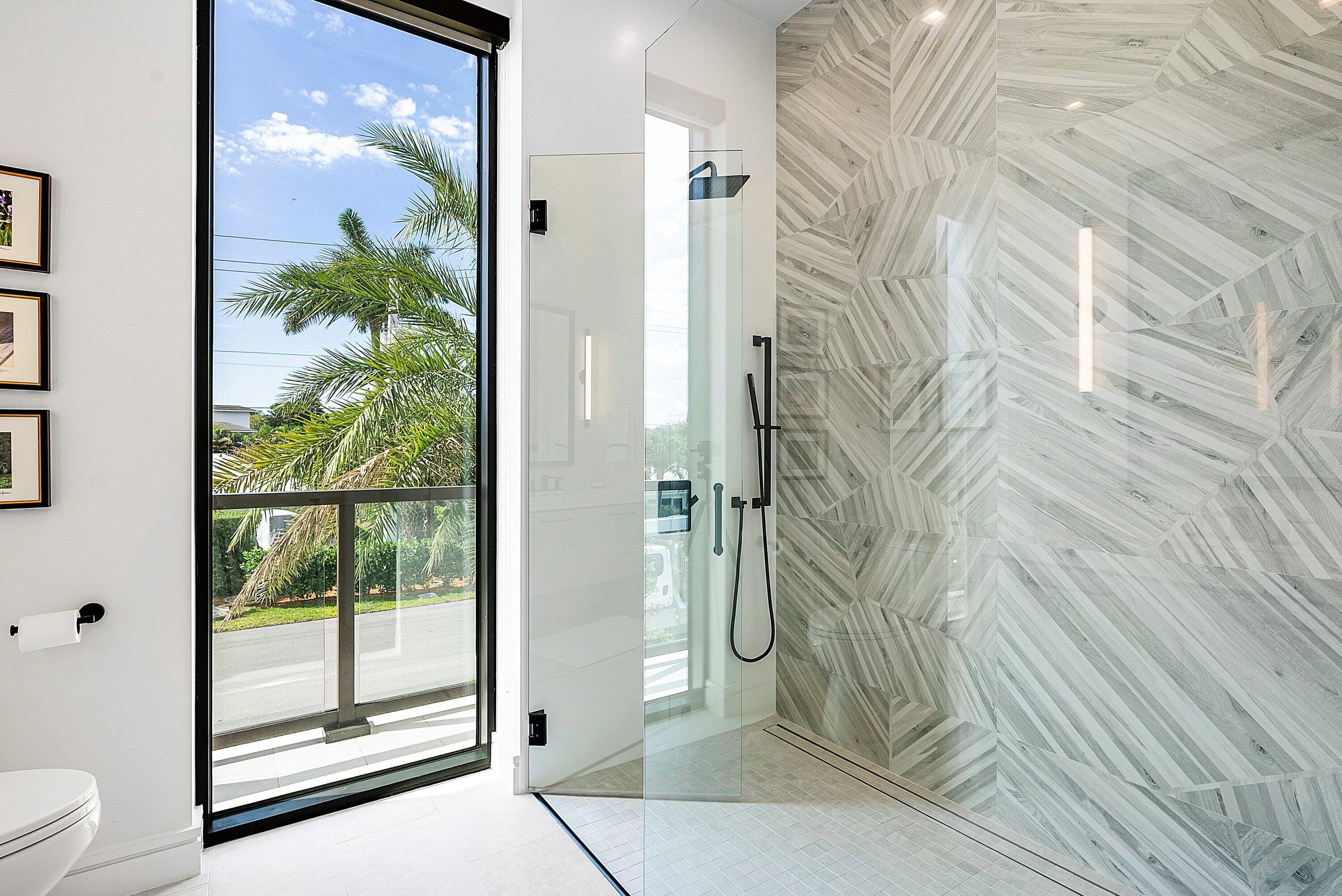 COVE 4 CONDO - Residential