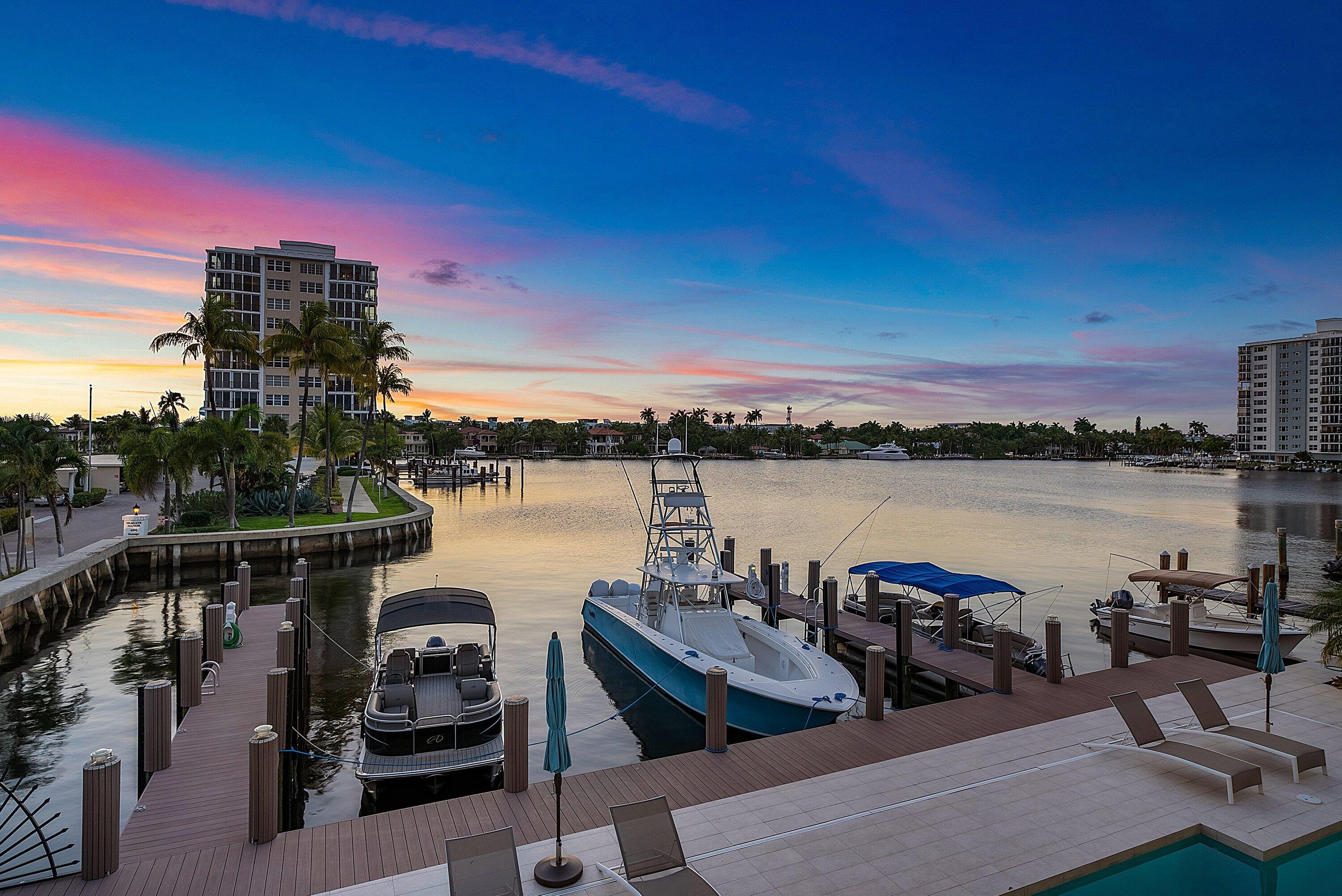 COVE 4 CONDO - Residential