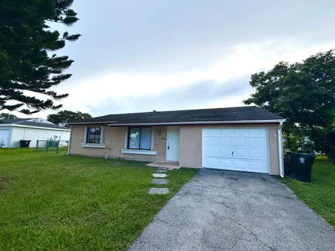 Photo of 1957 SE AVANTI Circle, Port Saint Lucie, FL 34952 (MLS # B26061983)