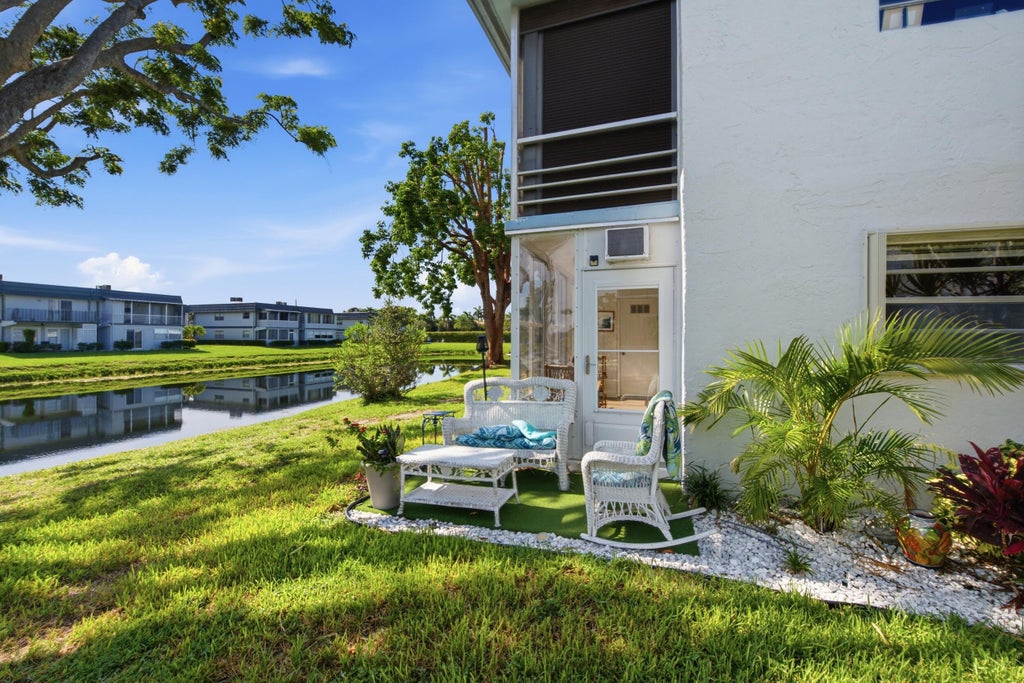 Photo of 396 Saxony I, Delray Beach, FL 33446 (MLS # B26065111)