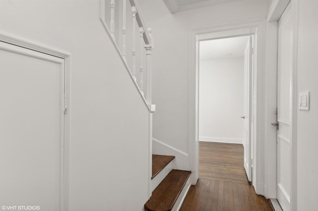 Photo of 206 Pendleton Avenue, Palm Beach, FL 33480 (MLS # R11039601)