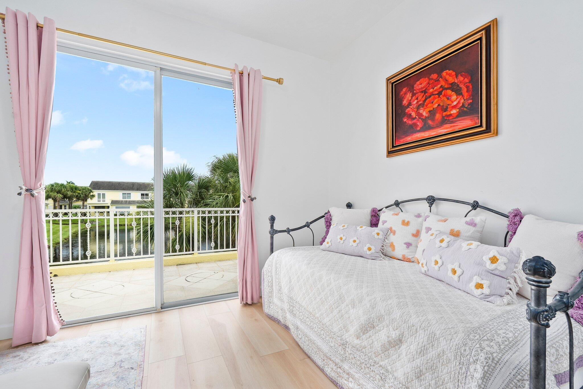 MARINER BAY - Residential Lease