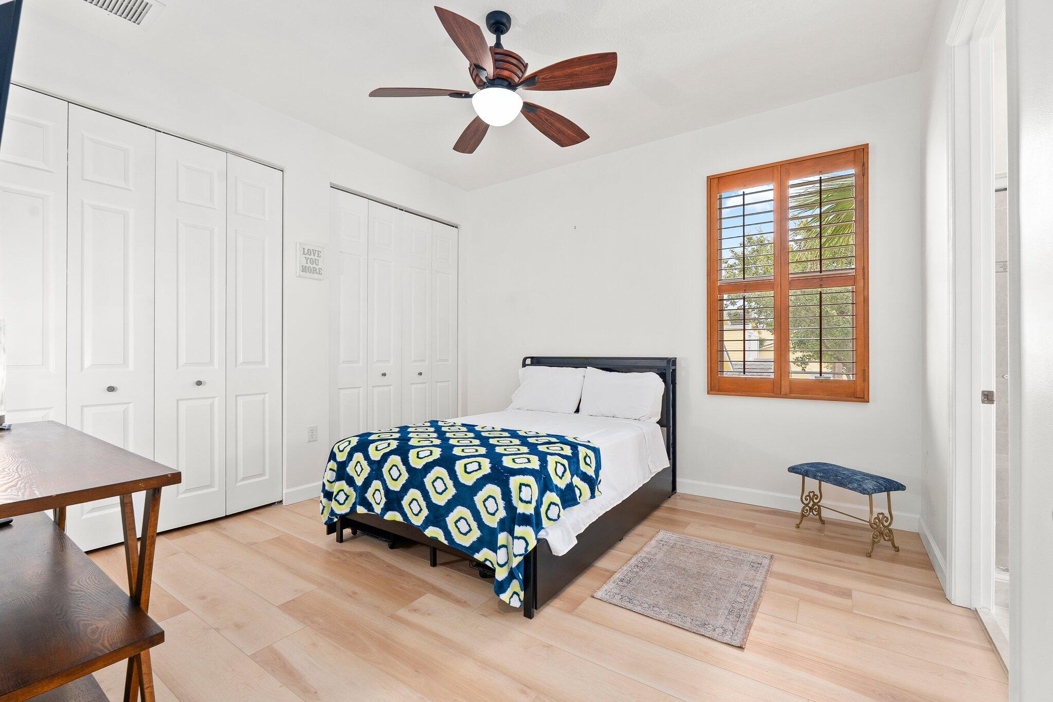 MARINER BAY - Residential Lease